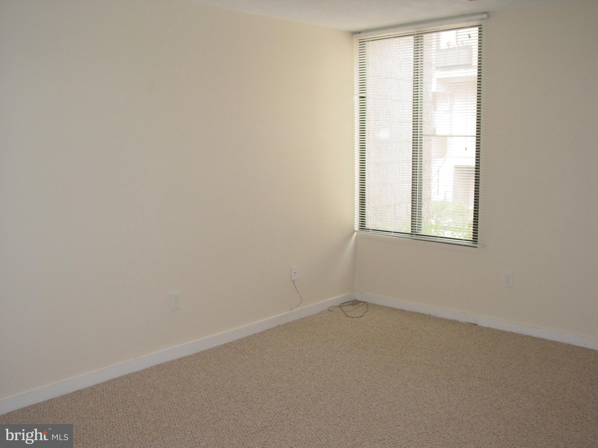 COLD SPRING NEWTOWN - Residential