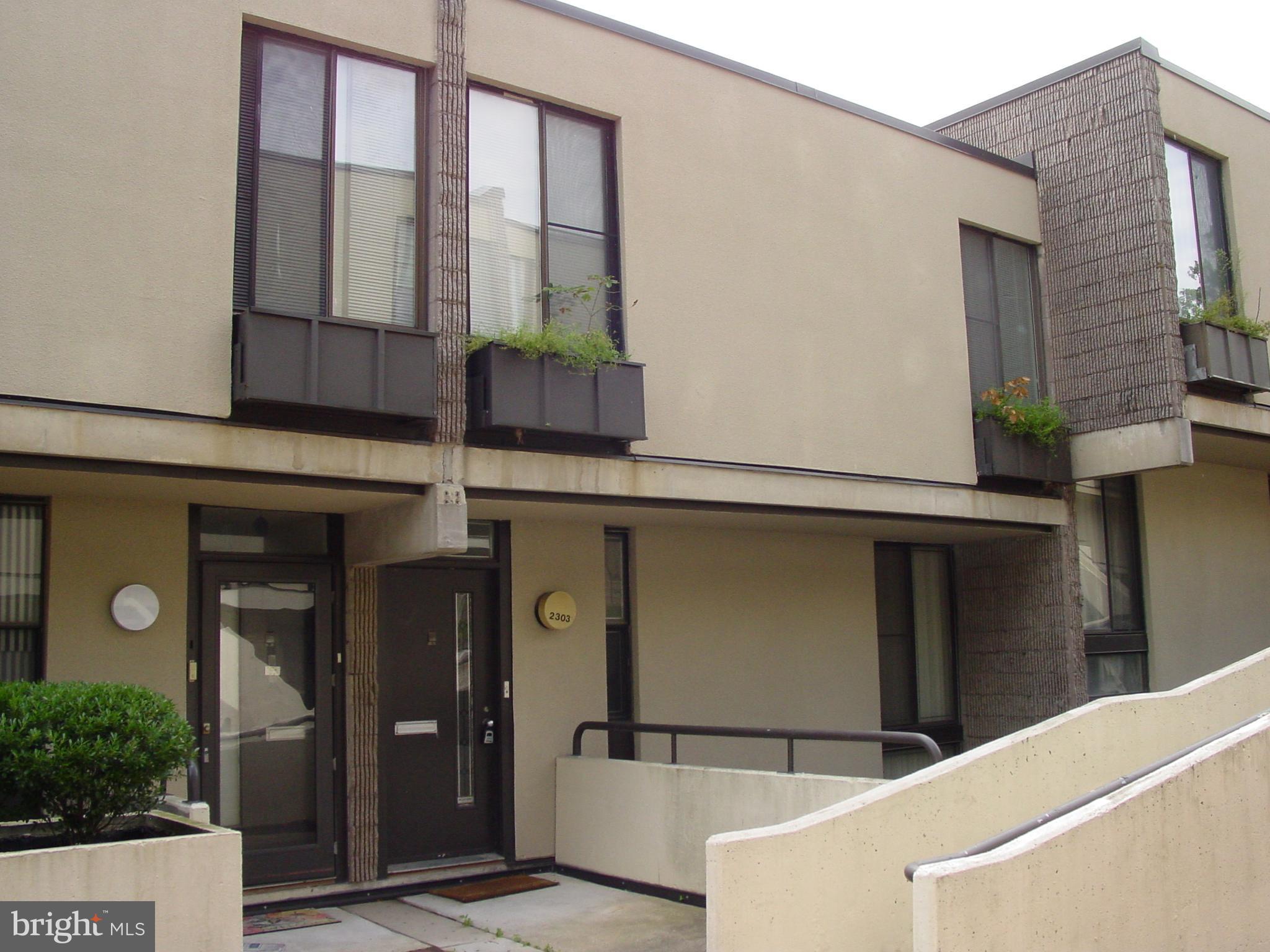 COLD SPRING NEWTOWN - Residential