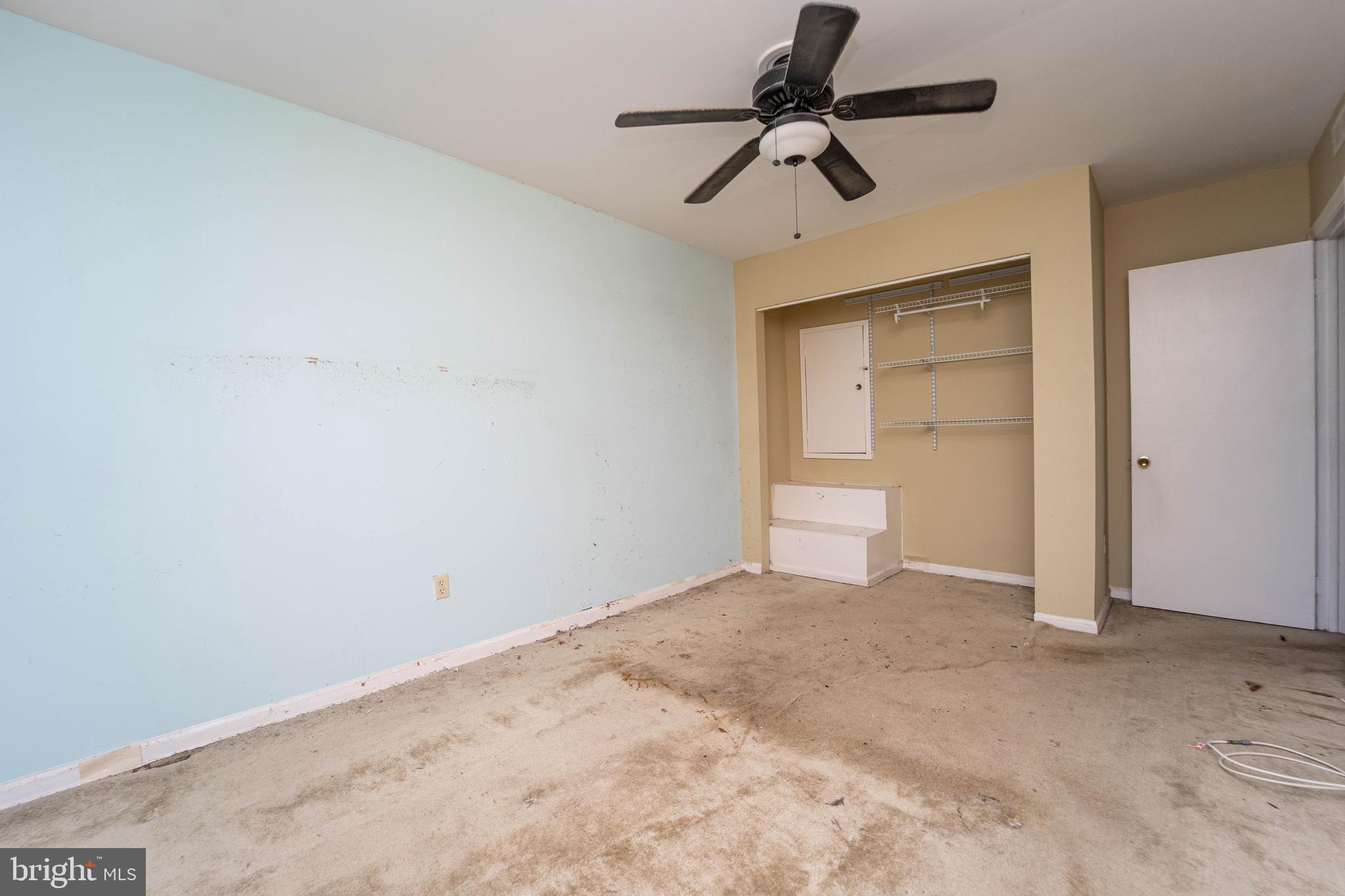 OLD TOWNE VILLAGE CONDOMINIUMS - Residential