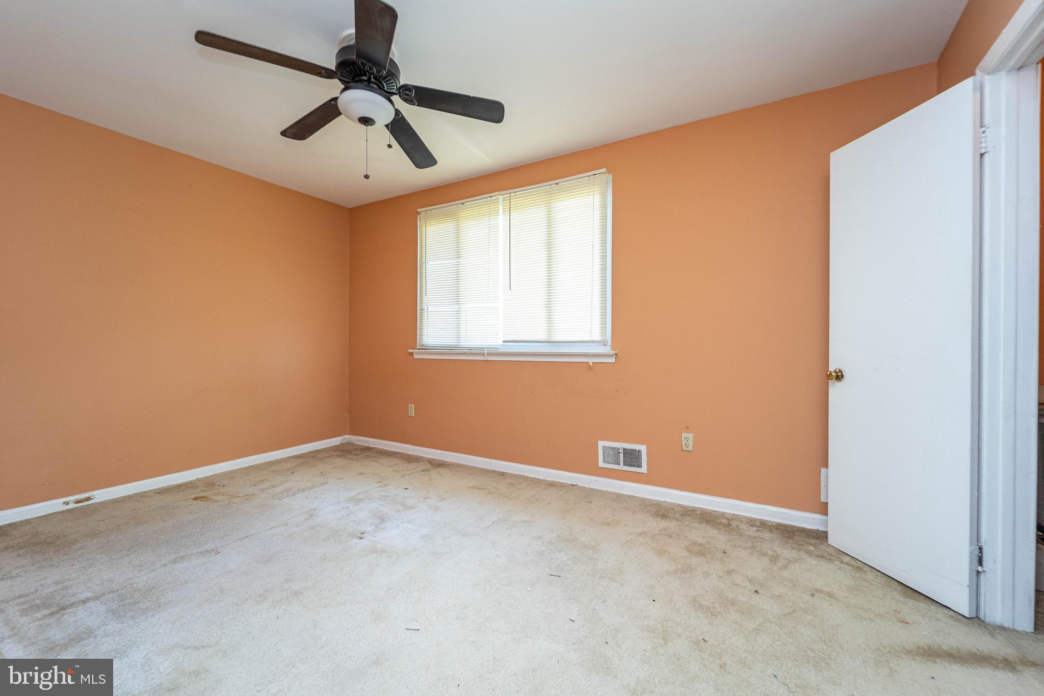 OLD TOWNE VILLAGE CONDOMINIUMS - Residential