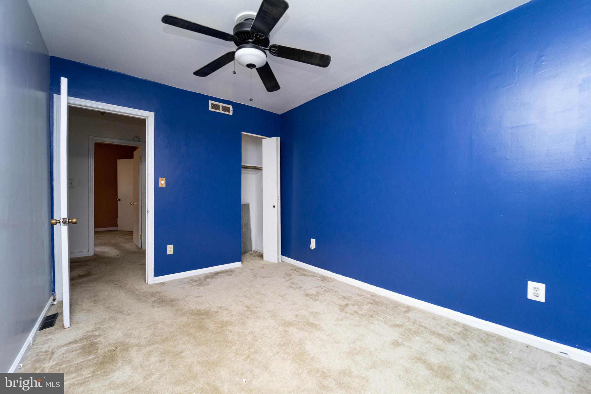 OLD TOWNE VILLAGE CONDOMINIUMS - Residential