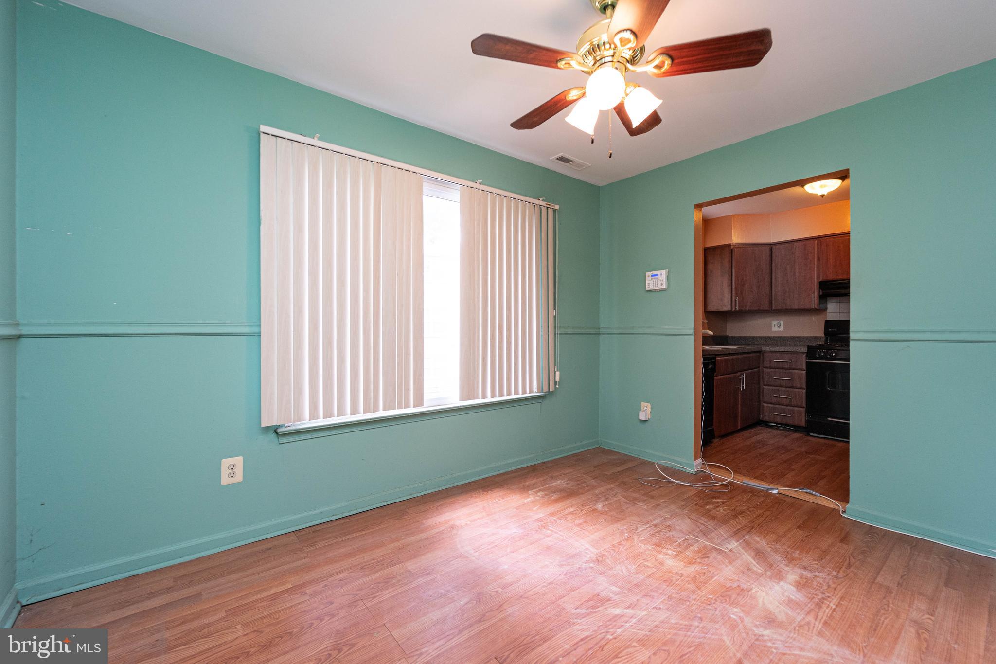 OLD TOWNE VILLAGE CONDOMINIUMS - Residential