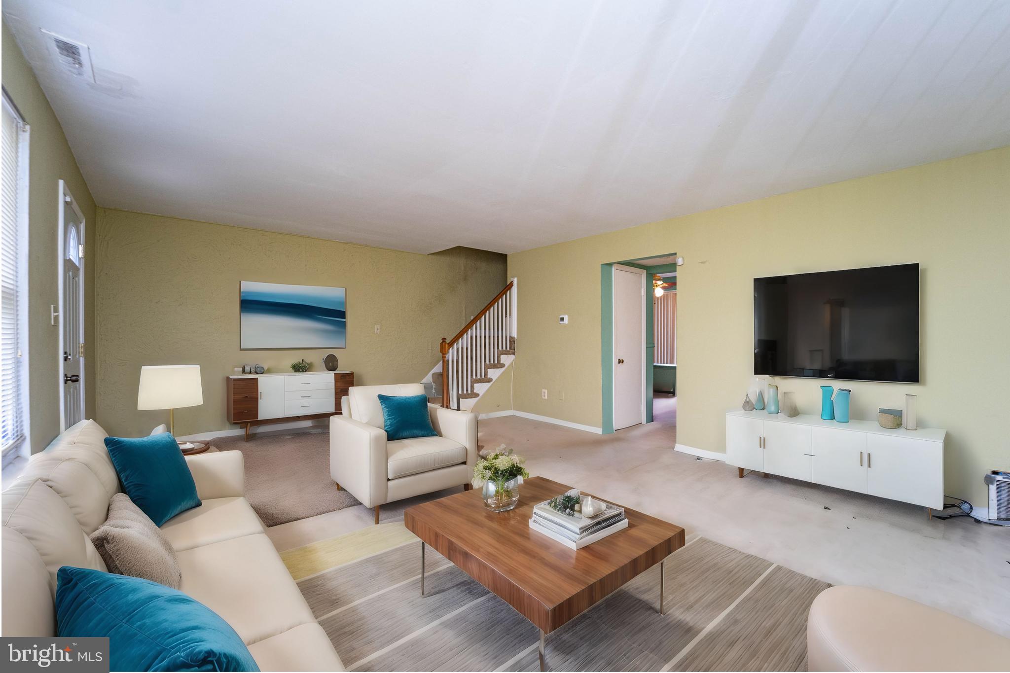 OLD TOWNE VILLAGE CONDOMINIUMS - Residential