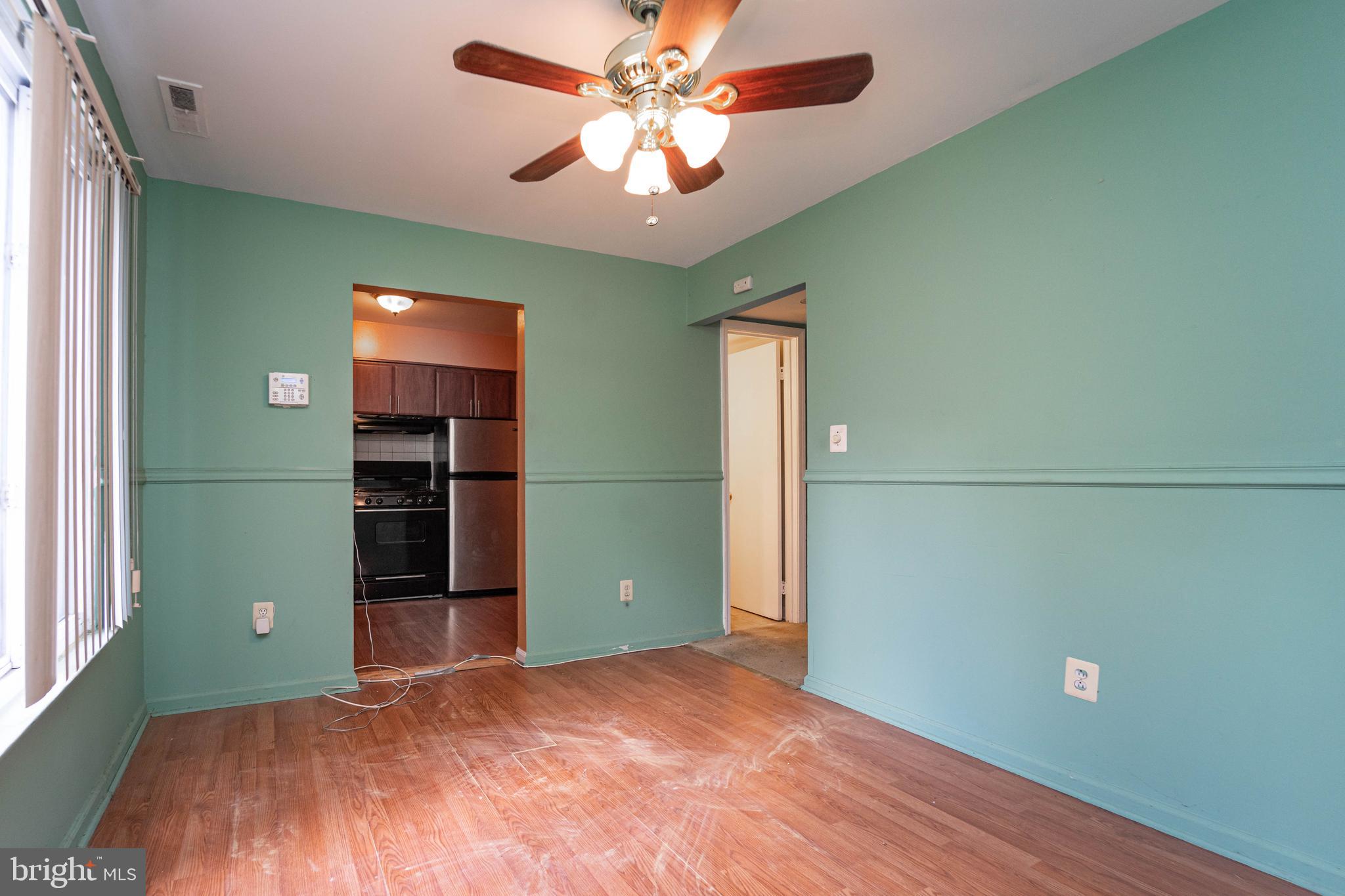 OLD TOWNE VILLAGE CONDOMINIUMS - Residential