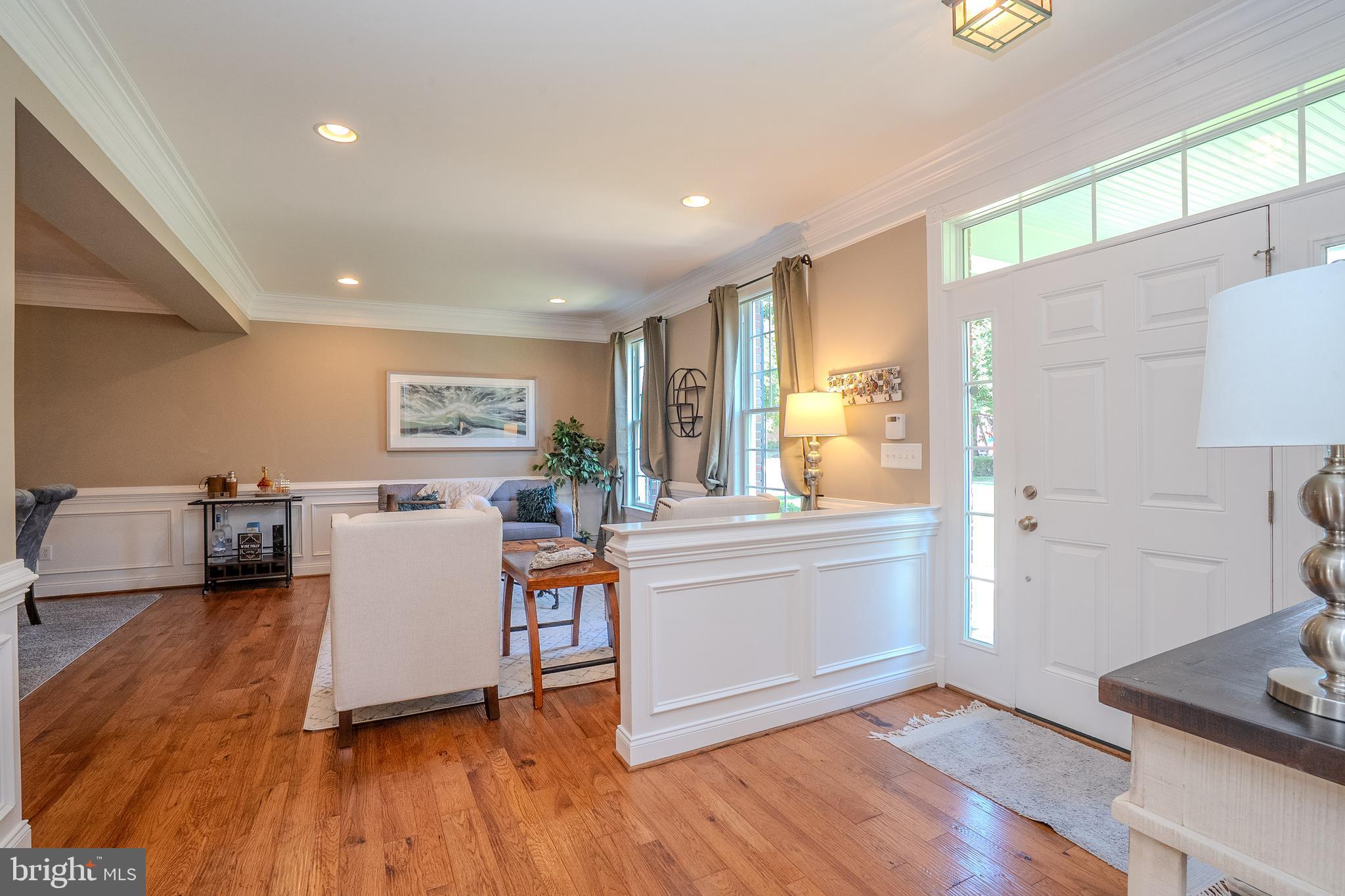 203 JENKS ALLEY 67