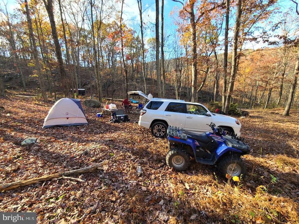 RITTERS HIDDEN VALLEY - Land