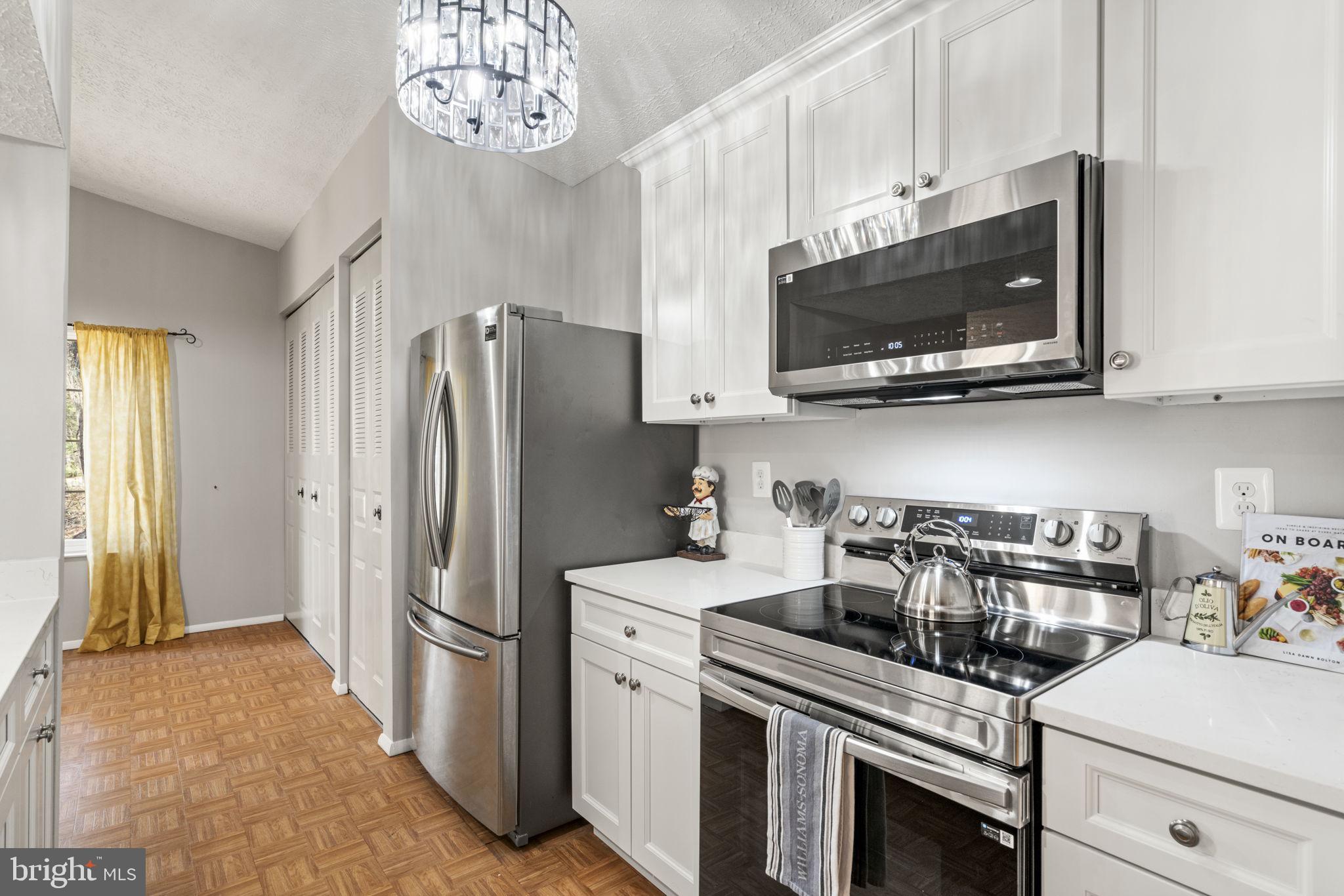 OWENS BROOKE - Residential