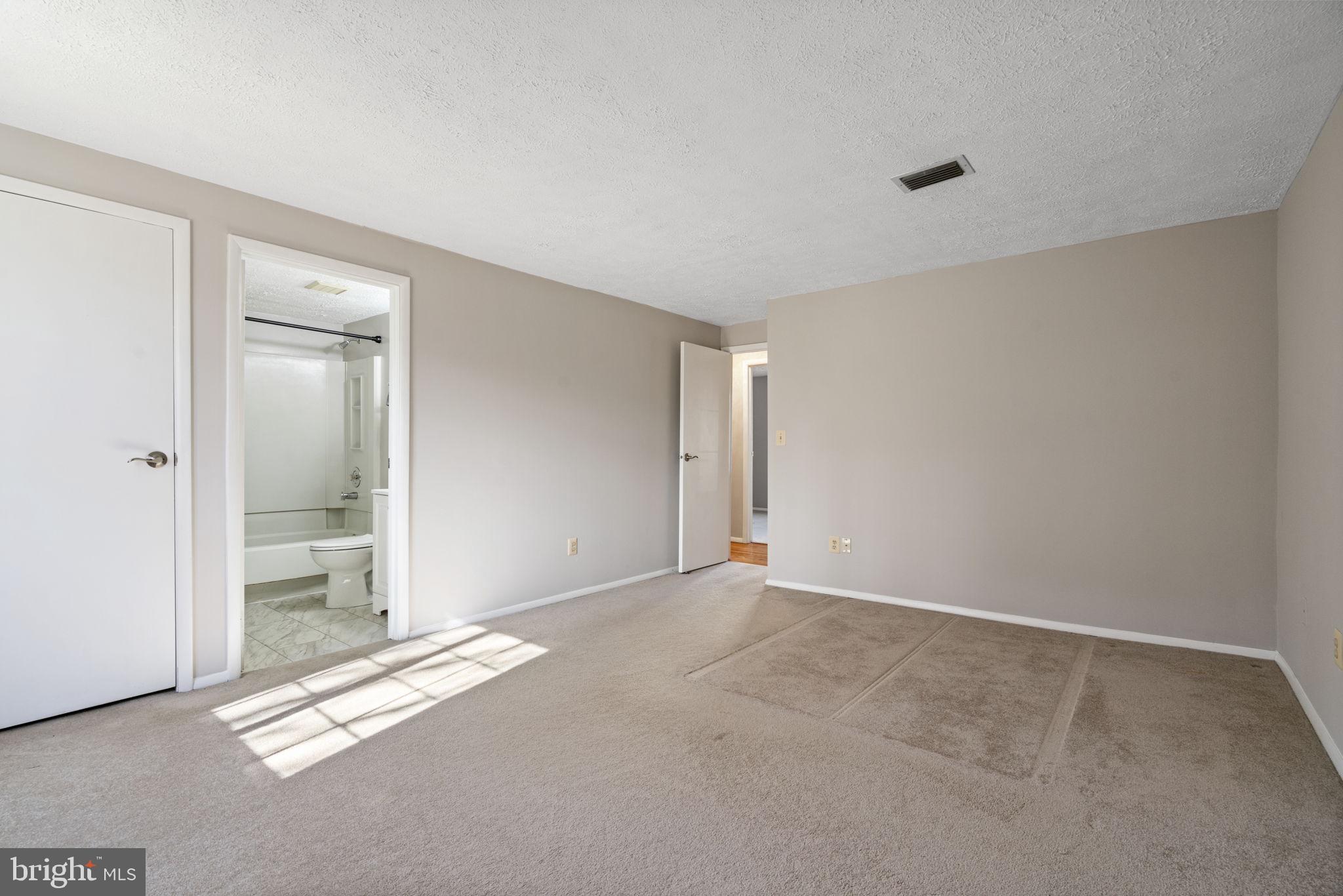 OWENS BROOKE - Residential