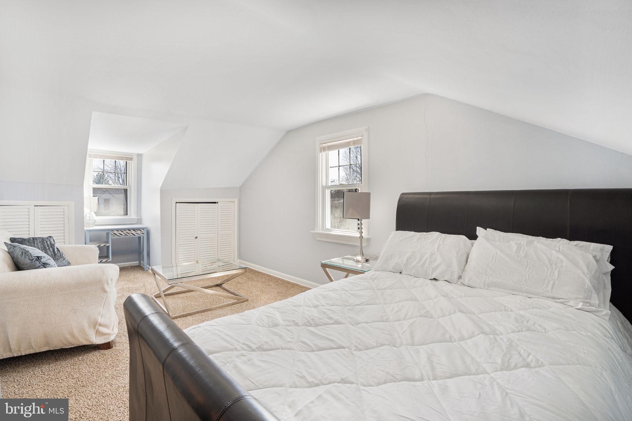 GLENSIDE - Residential