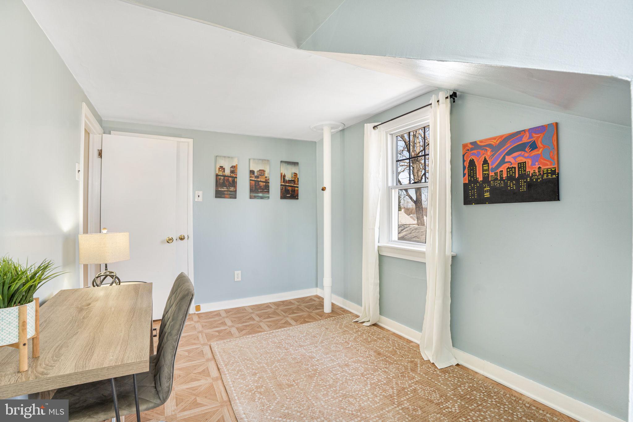 GLENSIDE - Residential