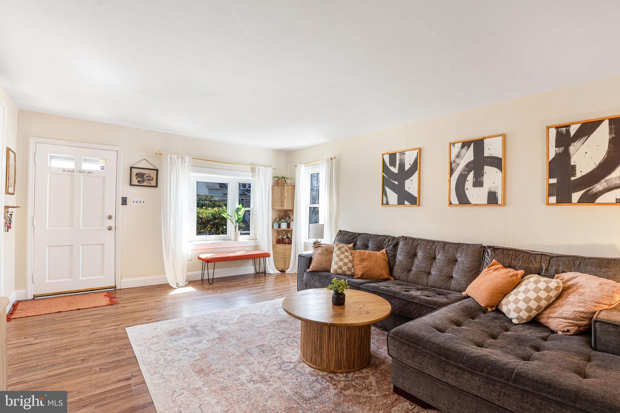 GLENSIDE - Residential