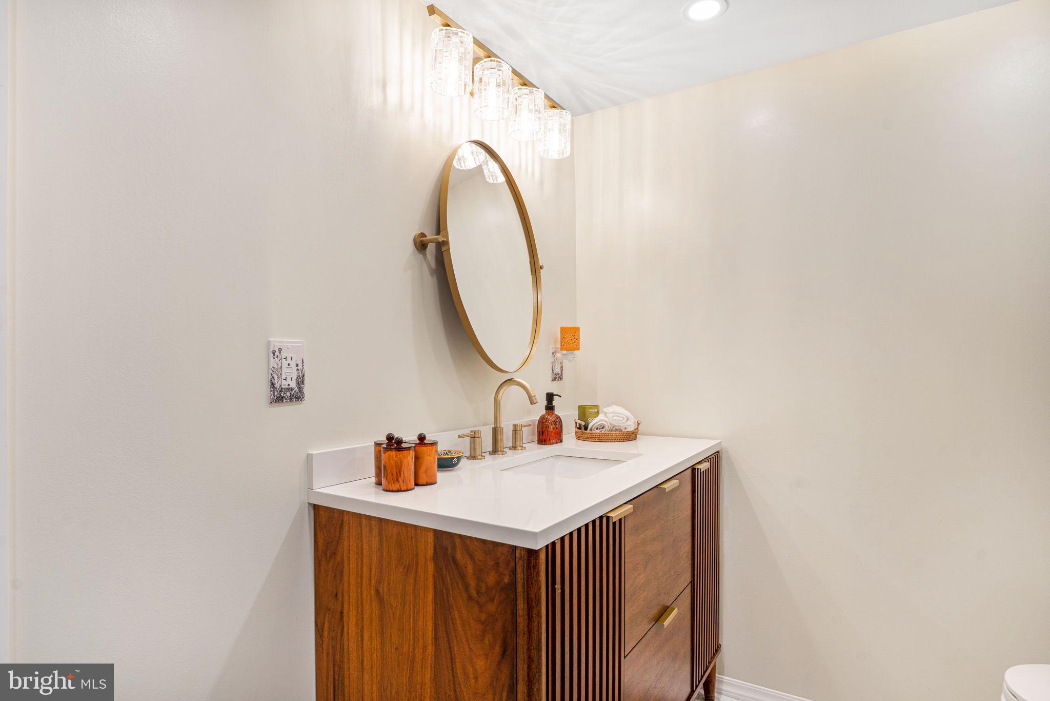 GLENSIDE - Residential