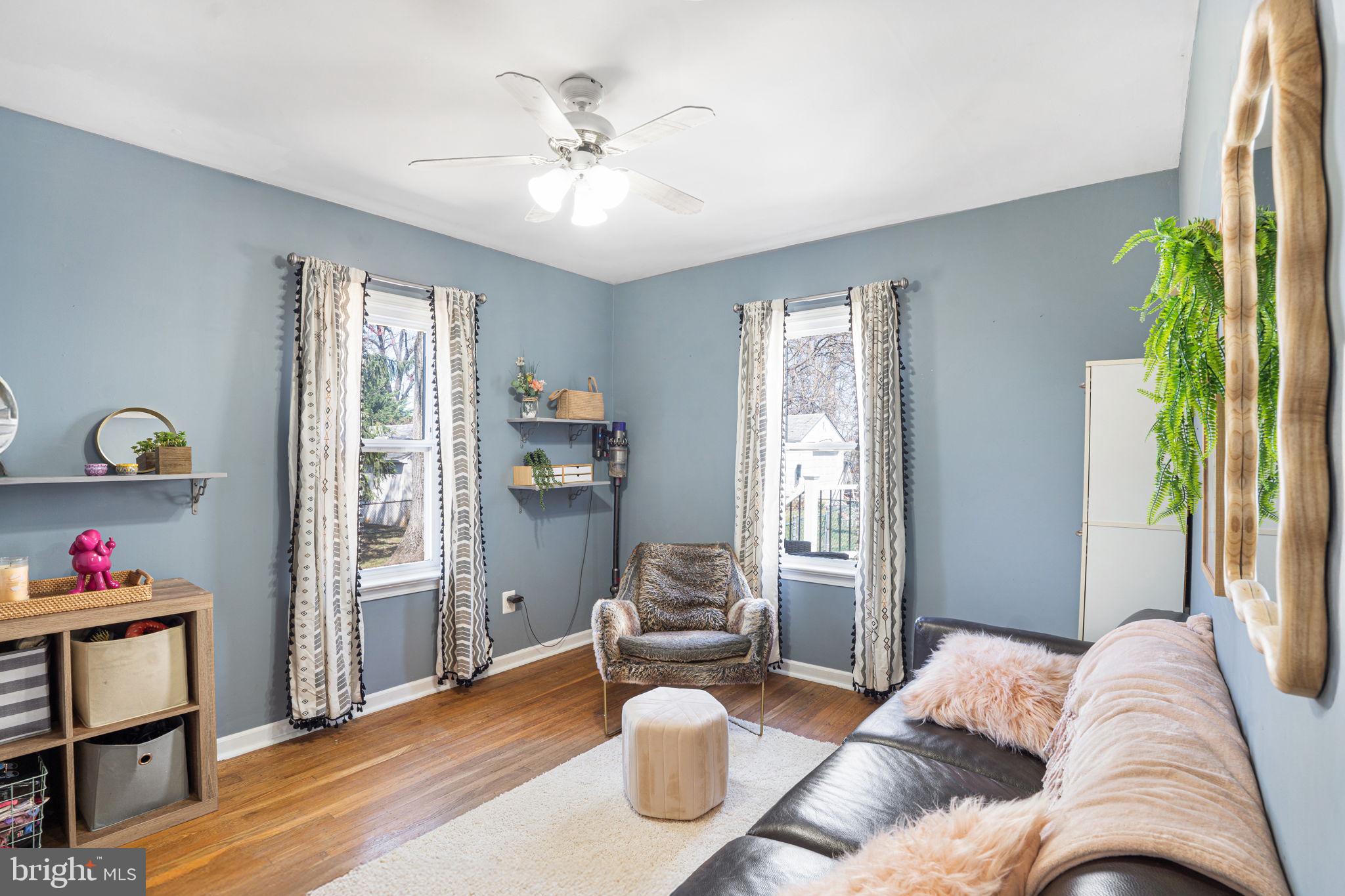 GLENSIDE - Residential