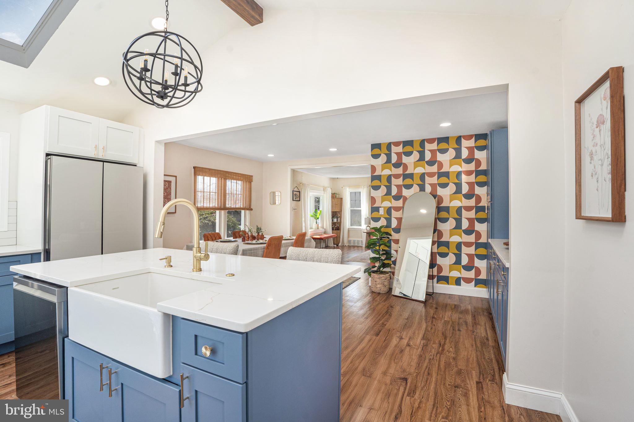 GLENSIDE - Residential