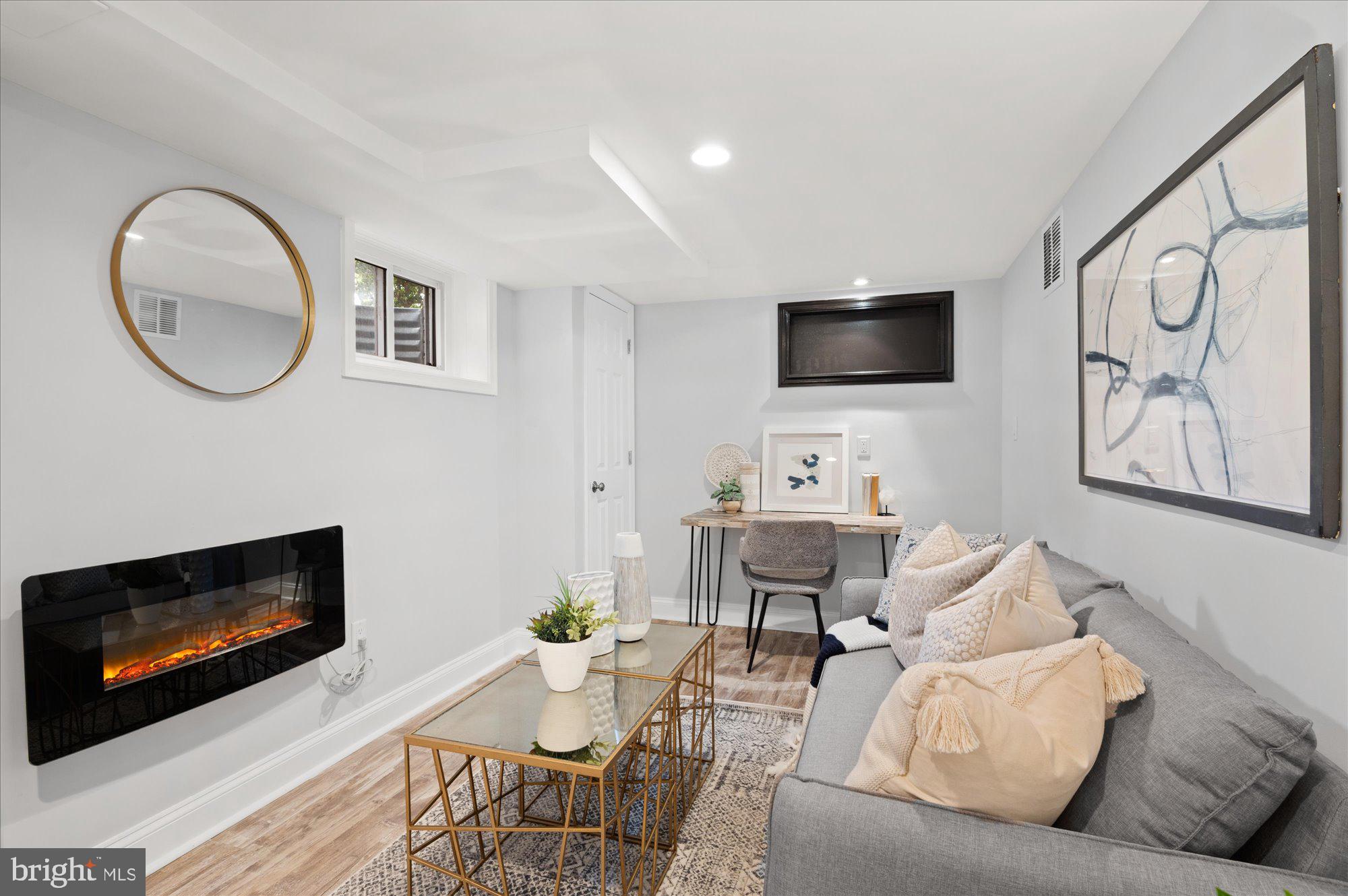 COLUMBIA FOREST - Residential