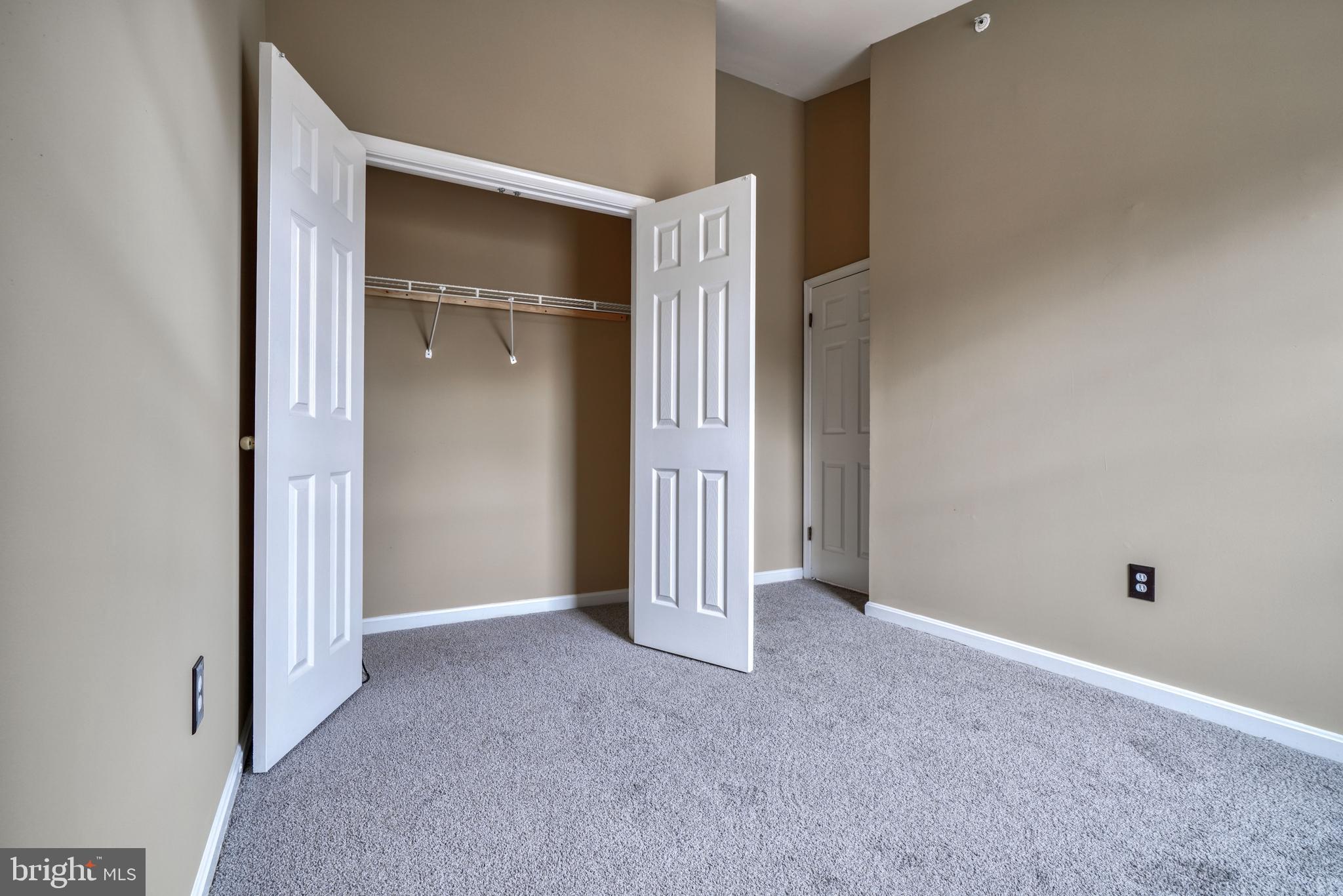 OWINGS MILLS - Residential