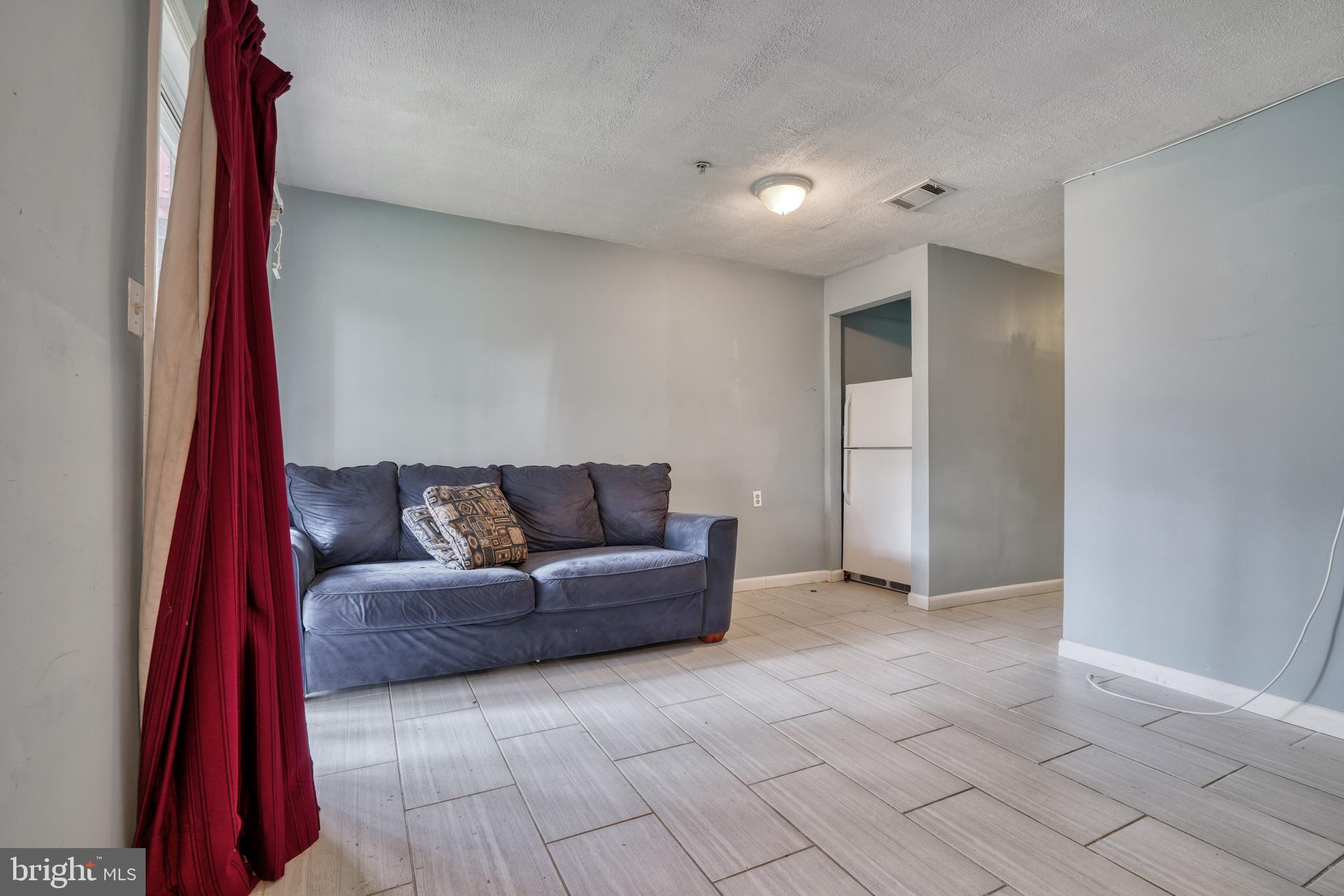 OWINGS MILLS - Residential