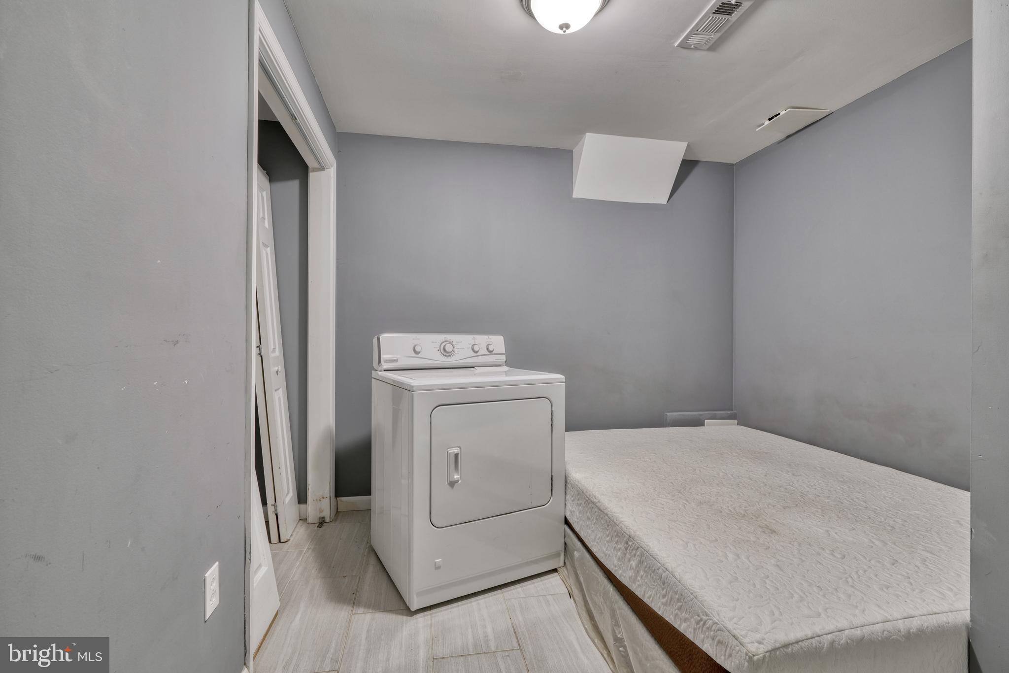 OWINGS MILLS - Residential