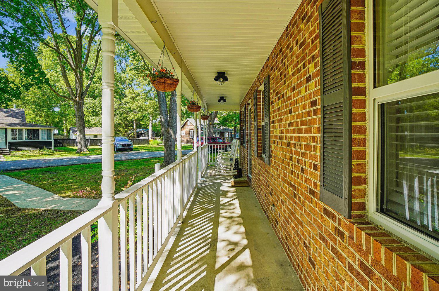CEDARHURST ON THE BAY - Residential