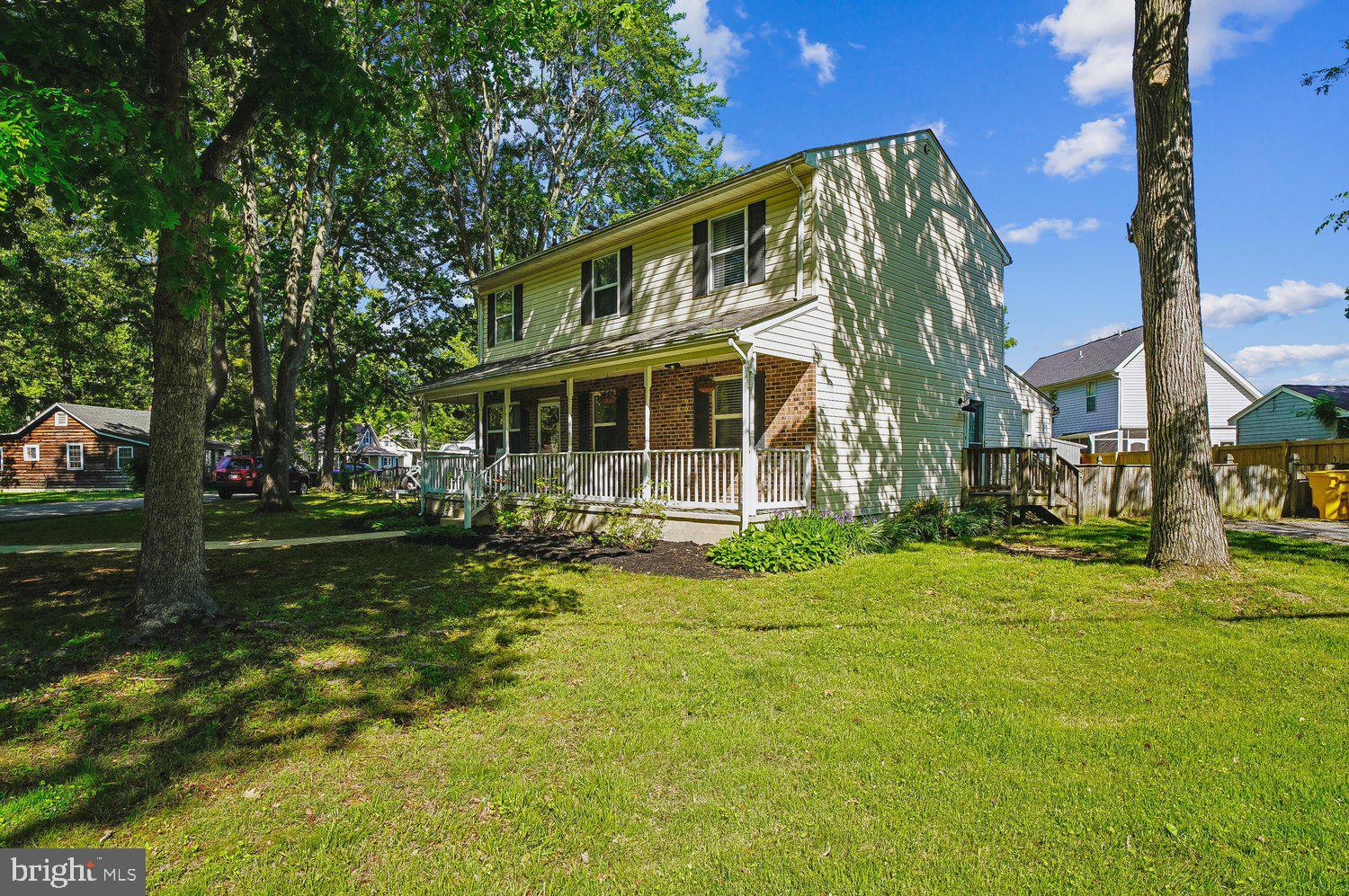 CEDARHURST ON THE BAY - Residential