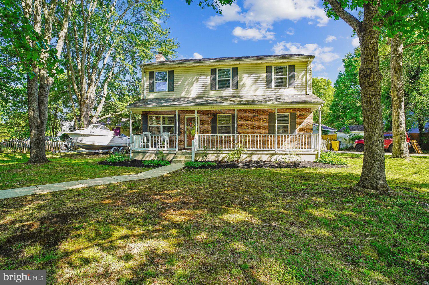CEDARHURST ON THE BAY - Residential