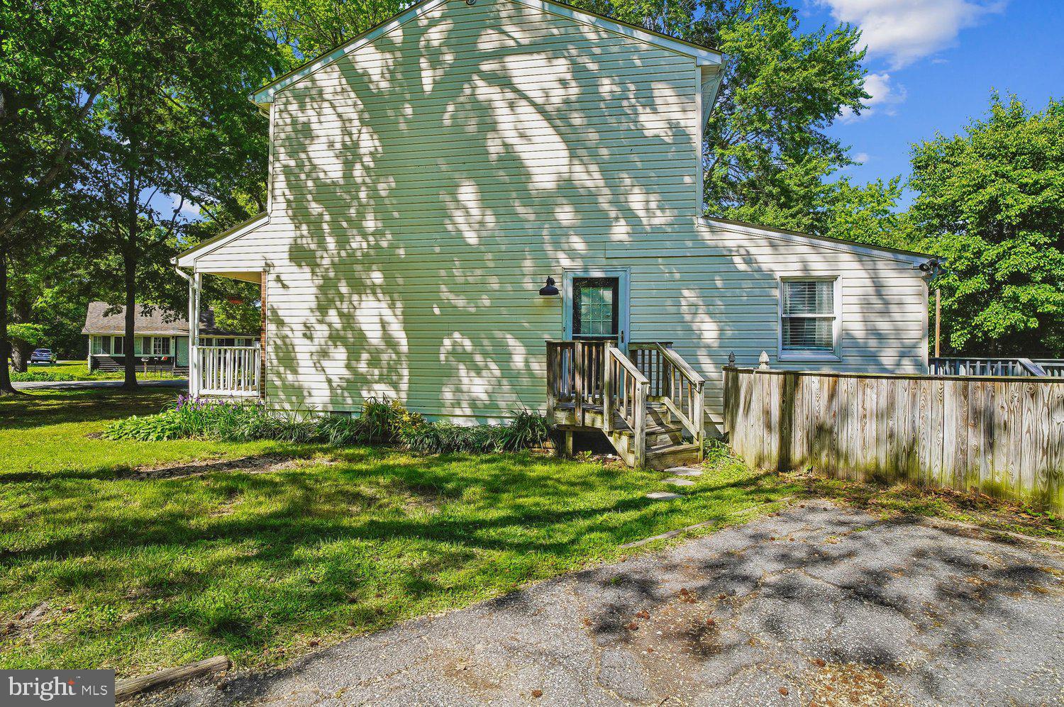 CEDARHURST ON THE BAY - Residential