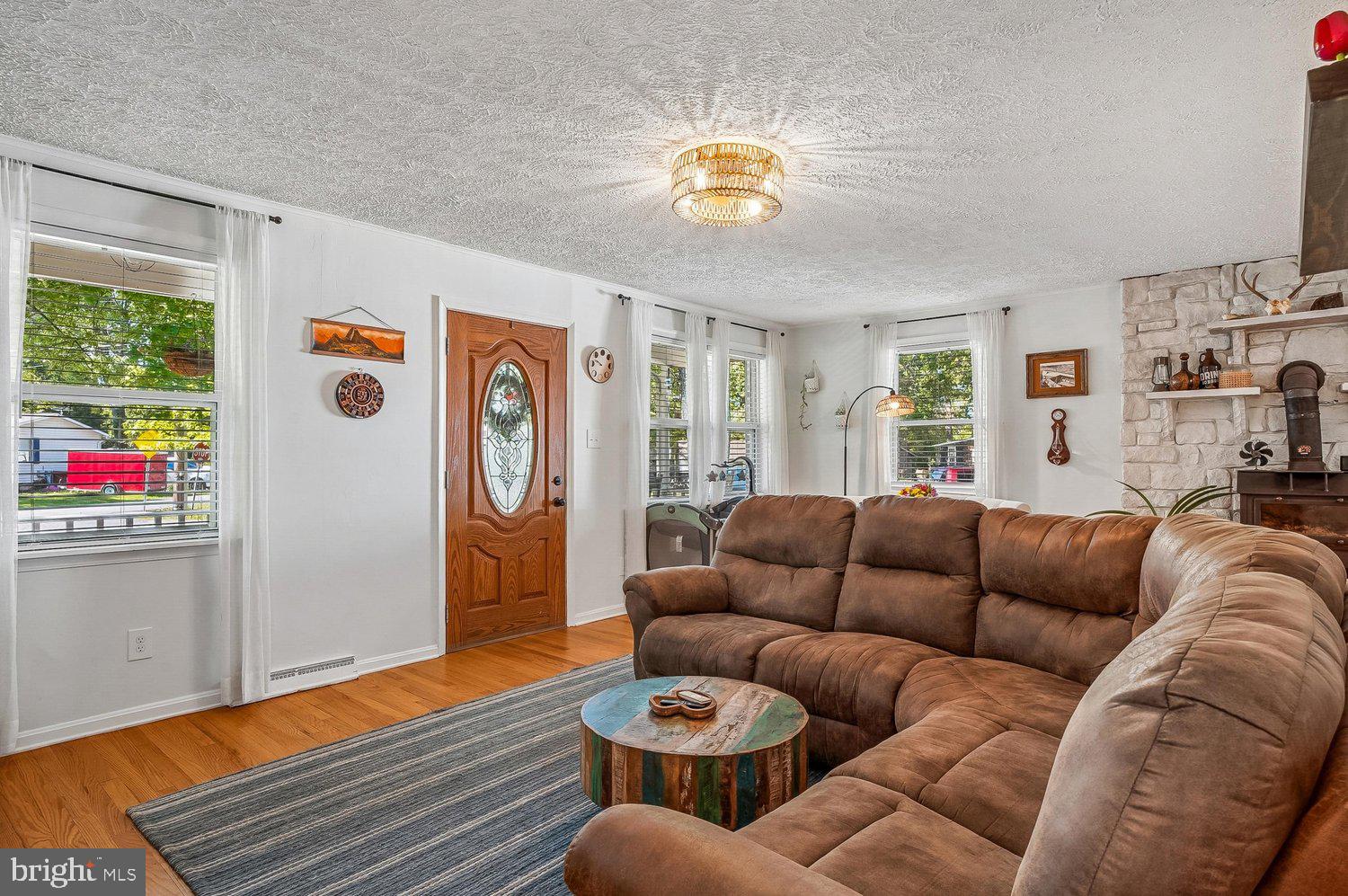 CEDARHURST ON THE BAY - Residential