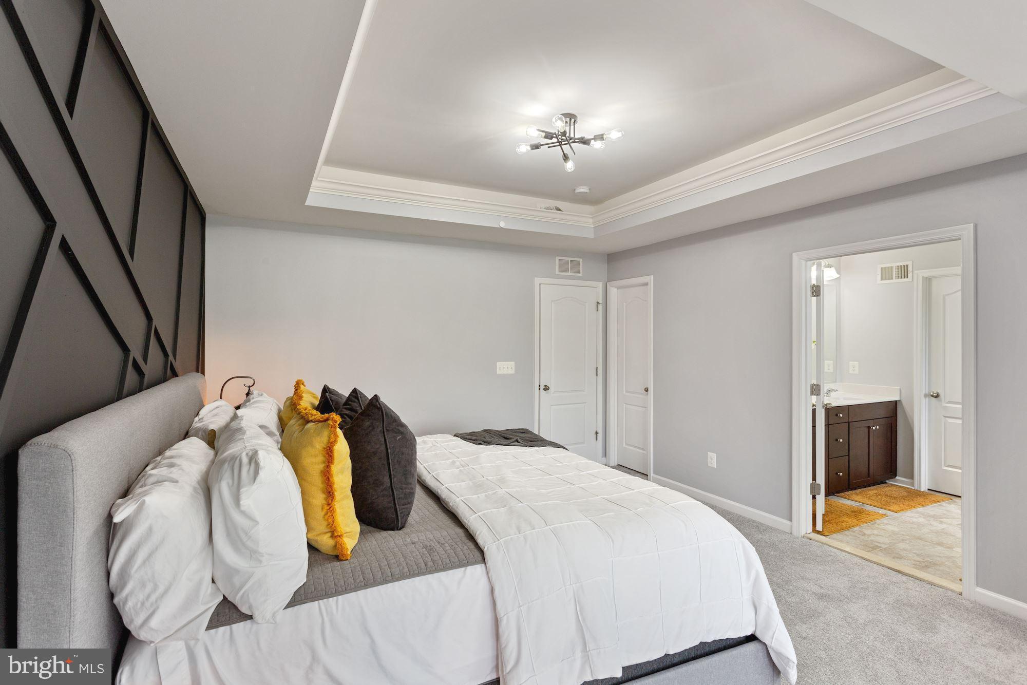 COLONIAL FORGE - Residential