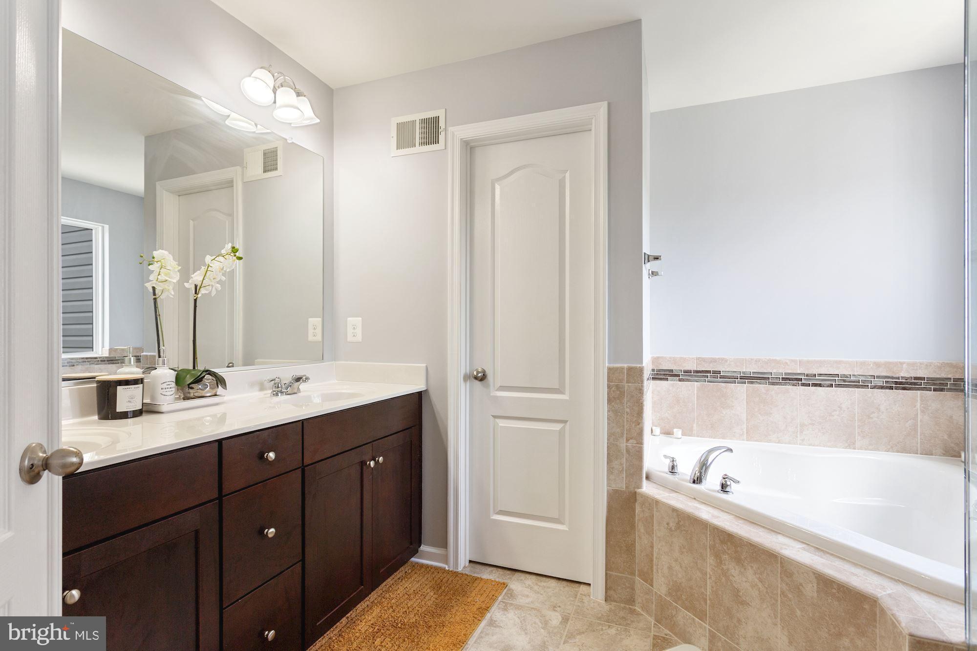 COLONIAL FORGE - Residential