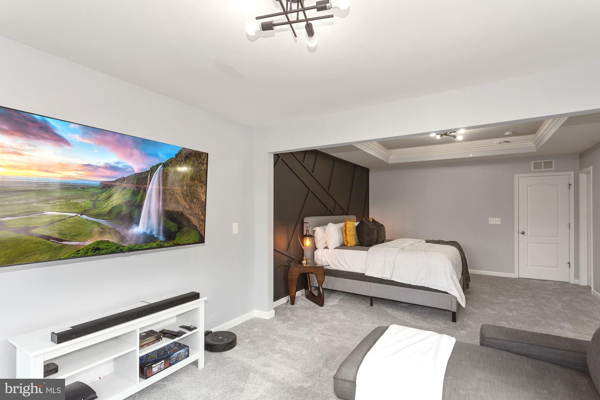 COLONIAL FORGE - Residential