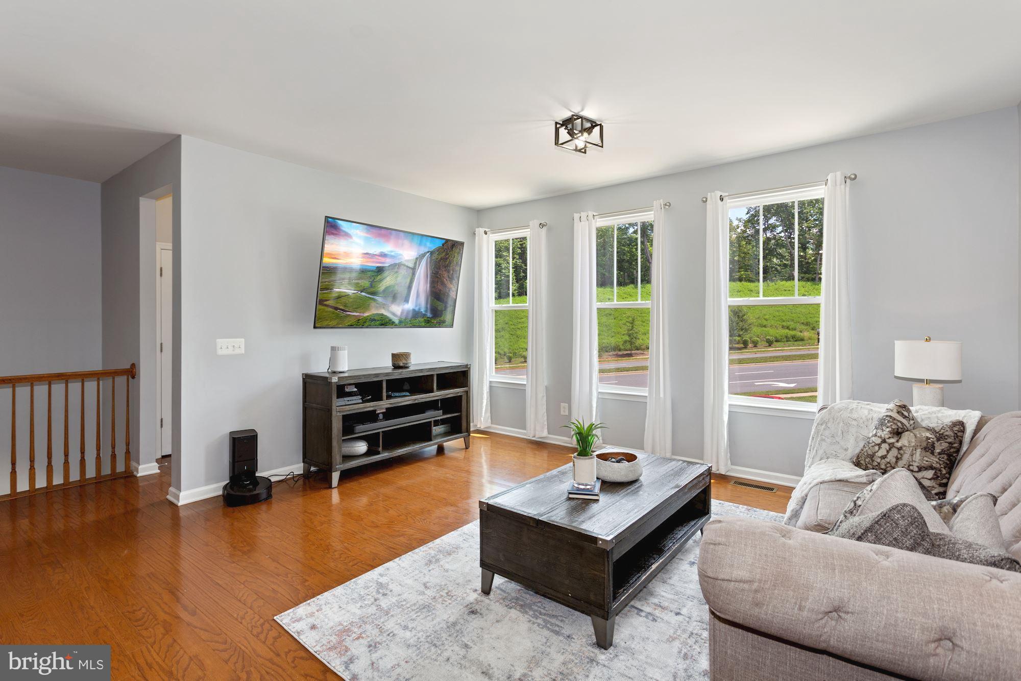 COLONIAL FORGE - Residential