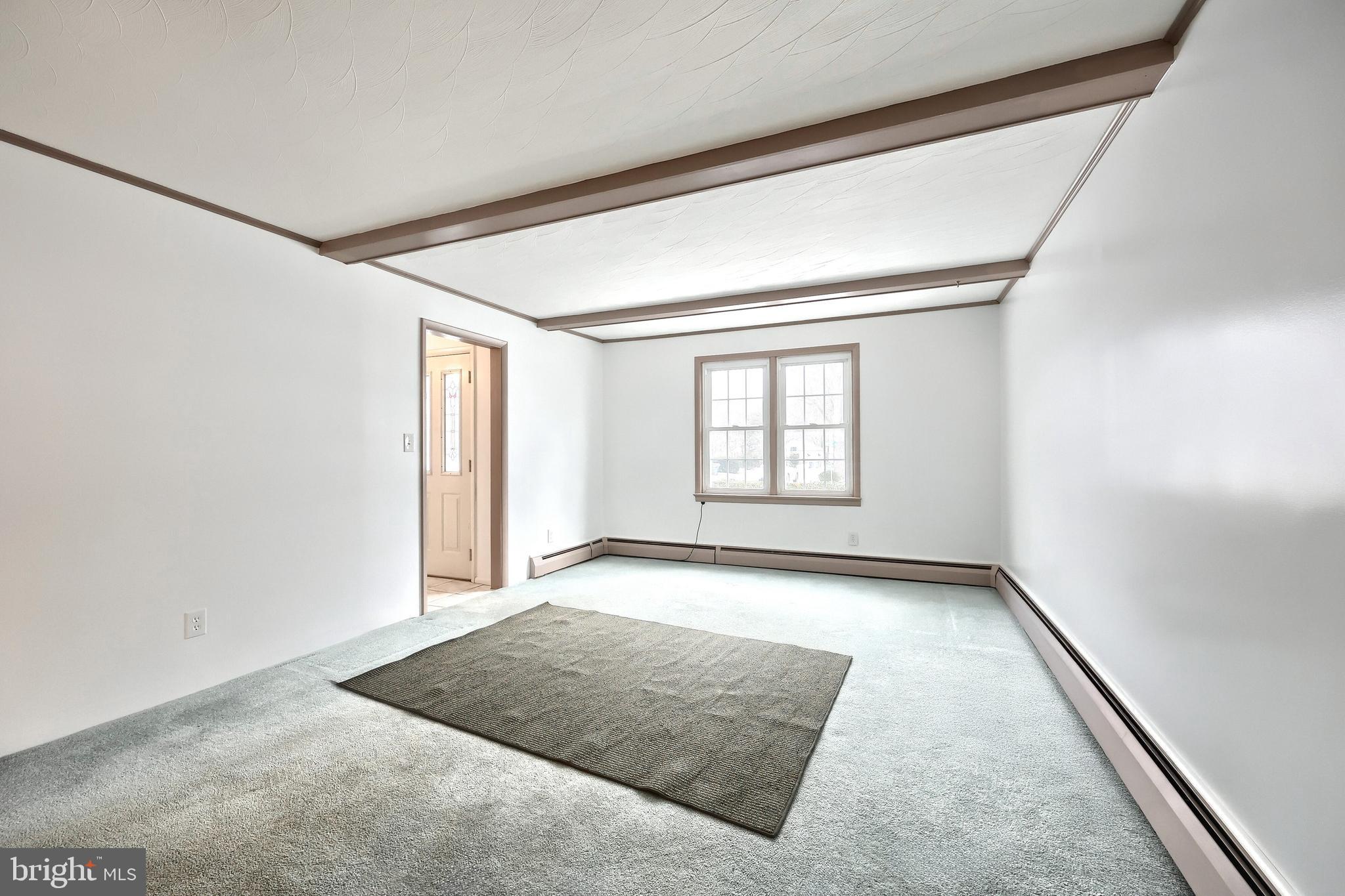 OUTDOOR COUNTRY CLUB WEST - Residential