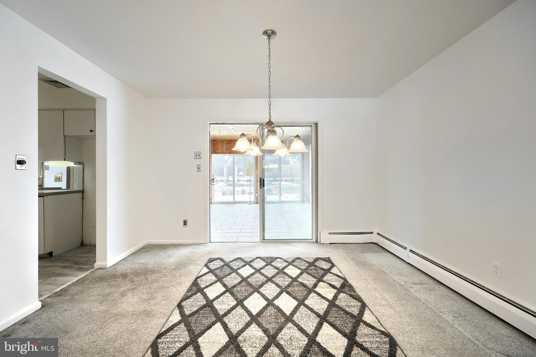 OUTDOOR COUNTRY CLUB WEST - Residential