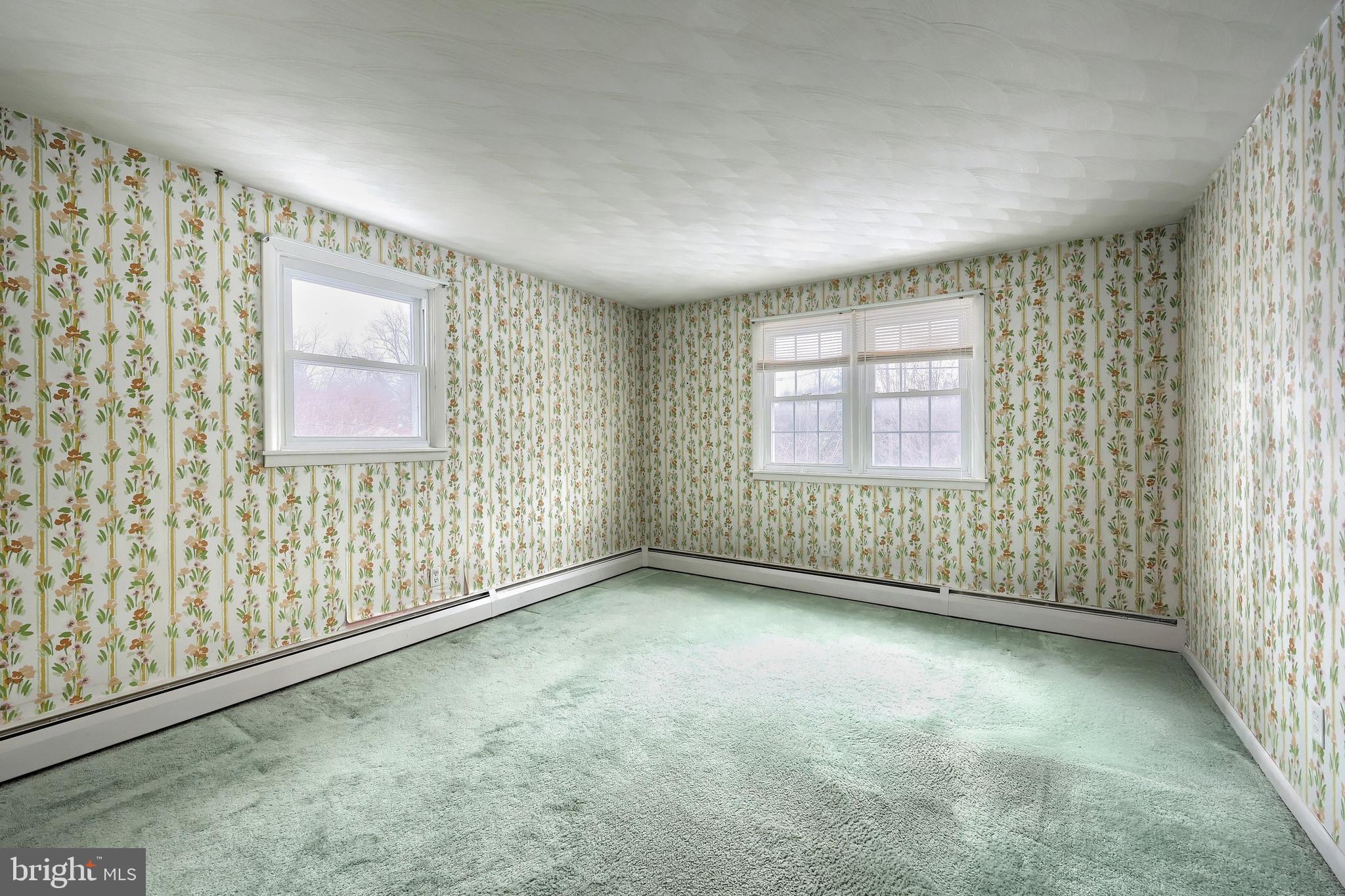 OUTDOOR COUNTRY CLUB WEST - Residential