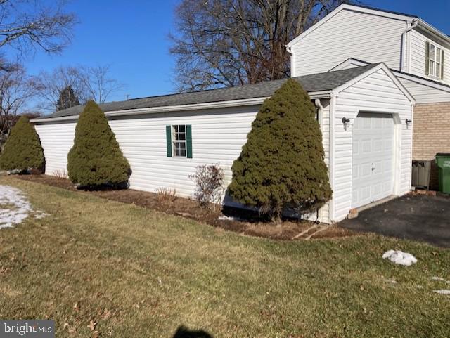 OUTDOOR COUNTRY CLUB WEST - Residential