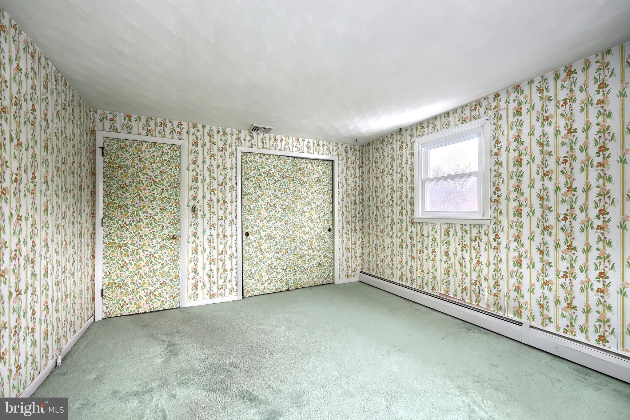 OUTDOOR COUNTRY CLUB WEST - Residential