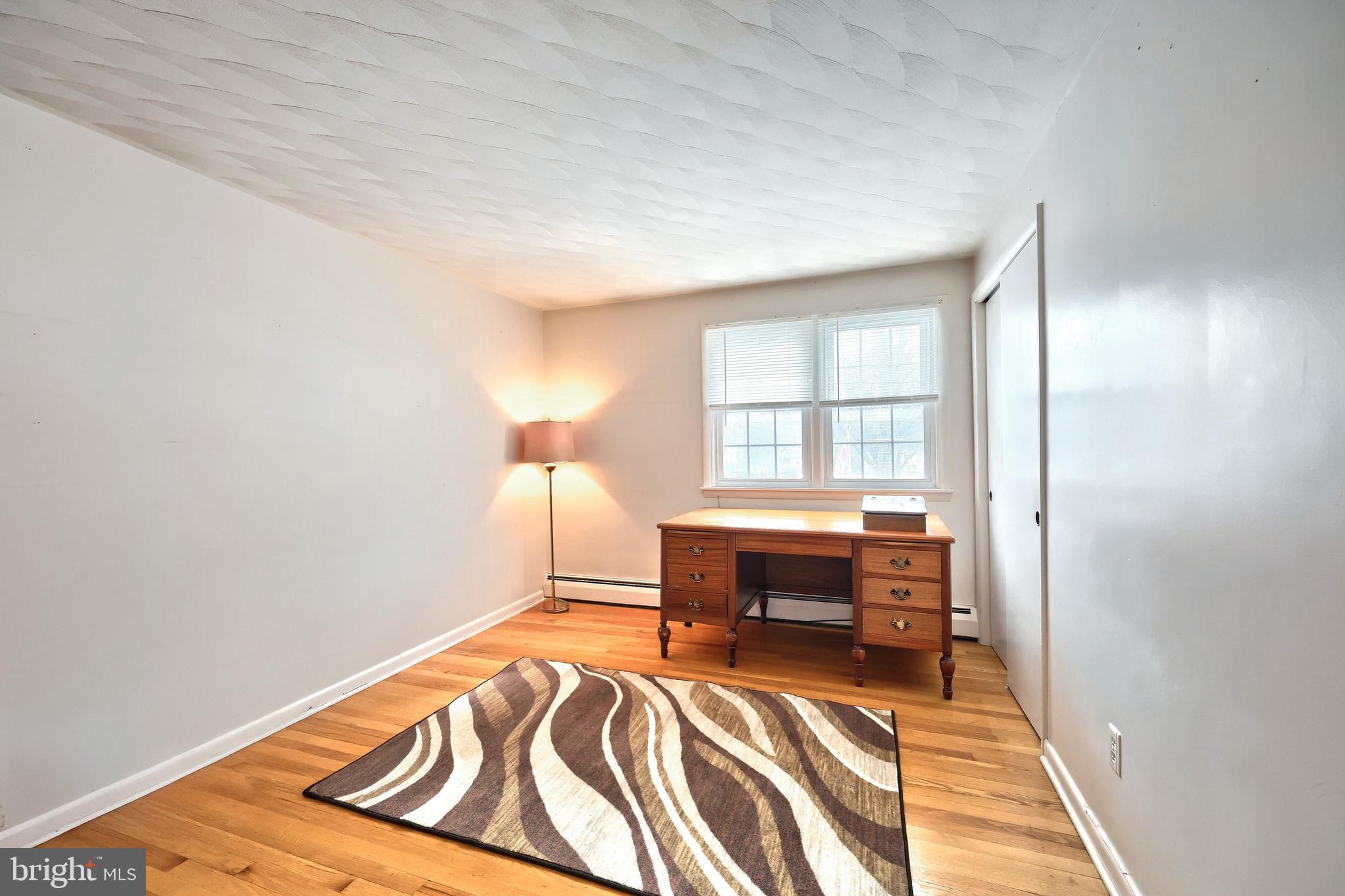 OUTDOOR COUNTRY CLUB WEST - Residential