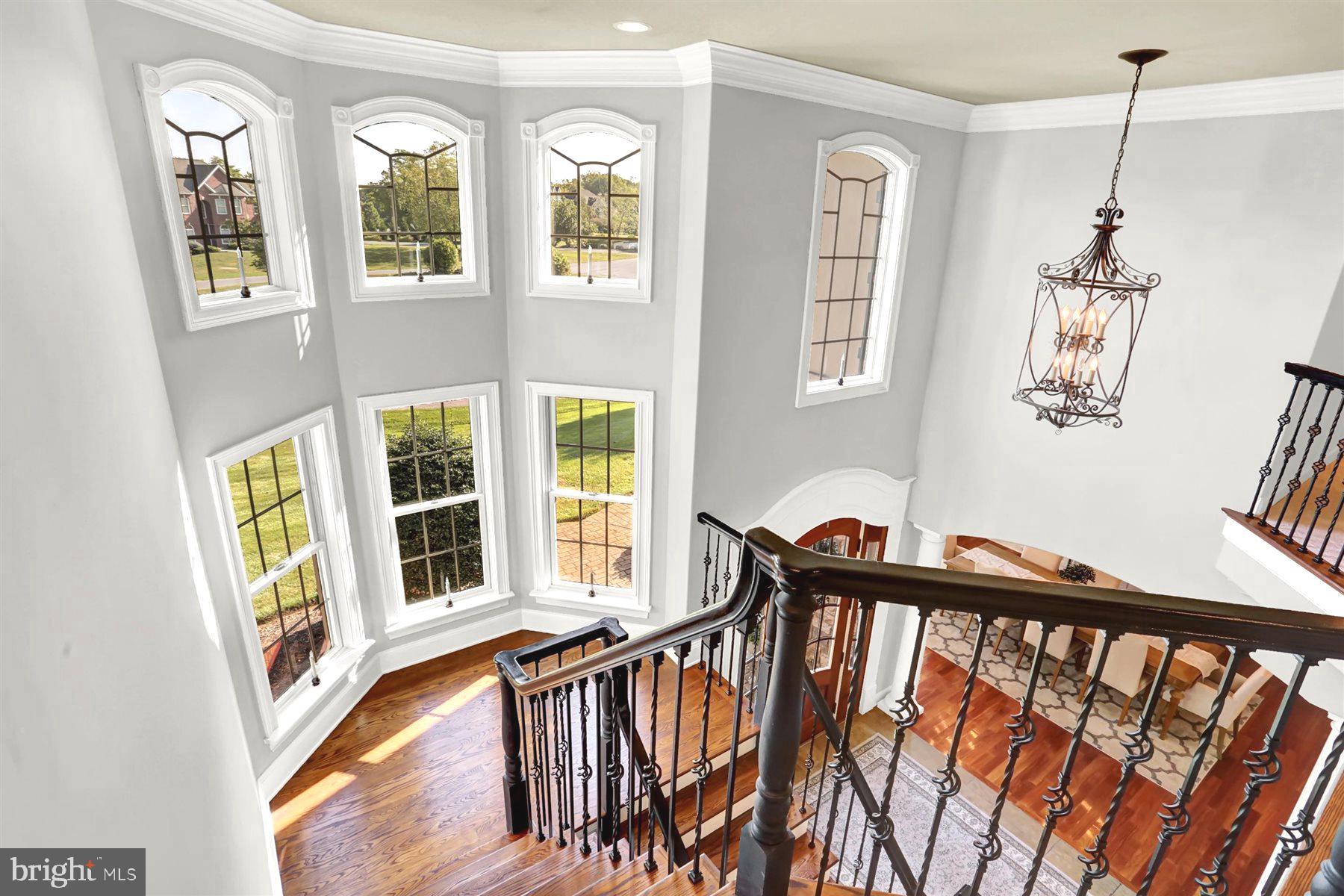 HILLSIDE FARMS - Residential