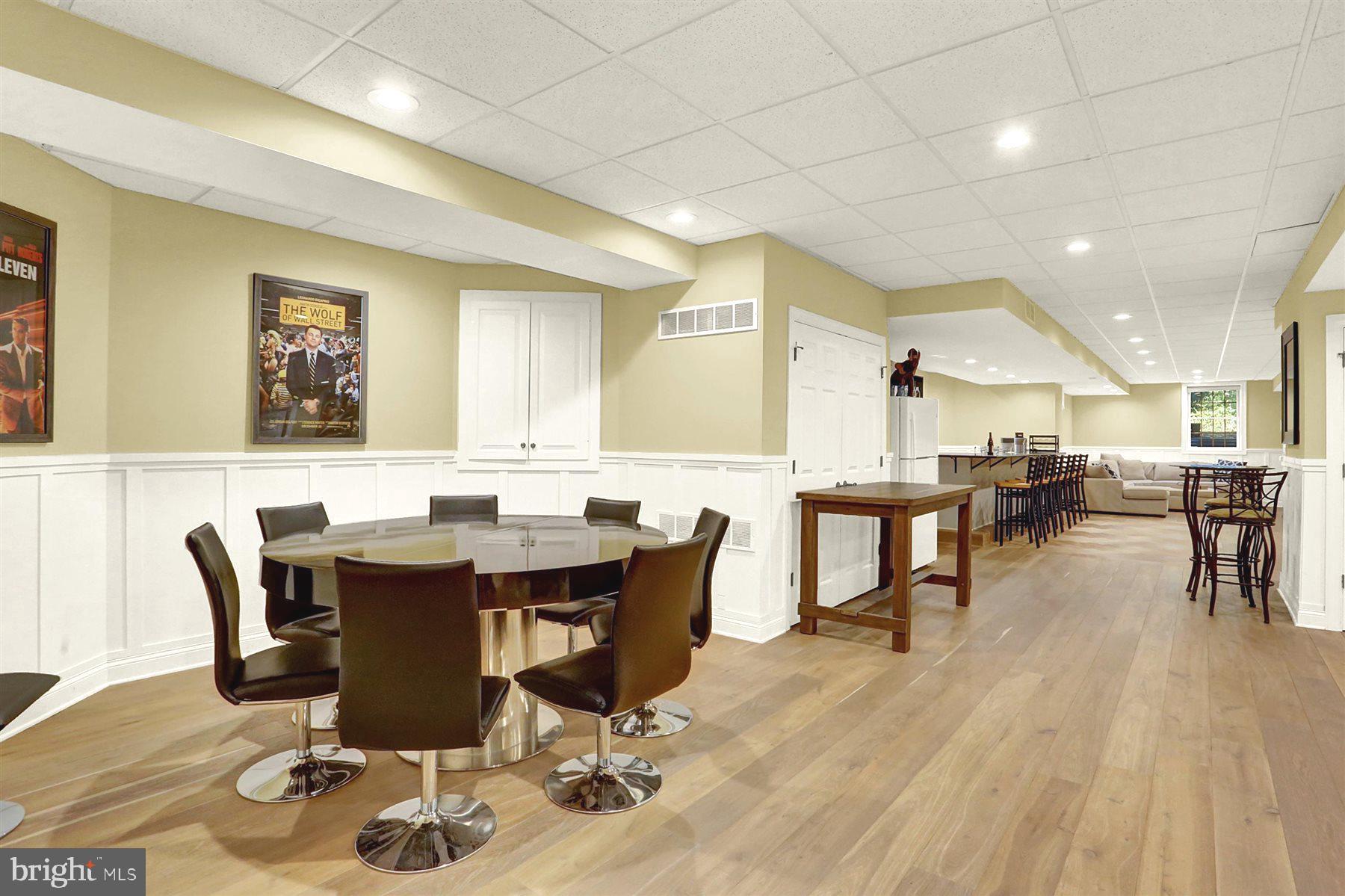 HILLSIDE FARMS - Residential