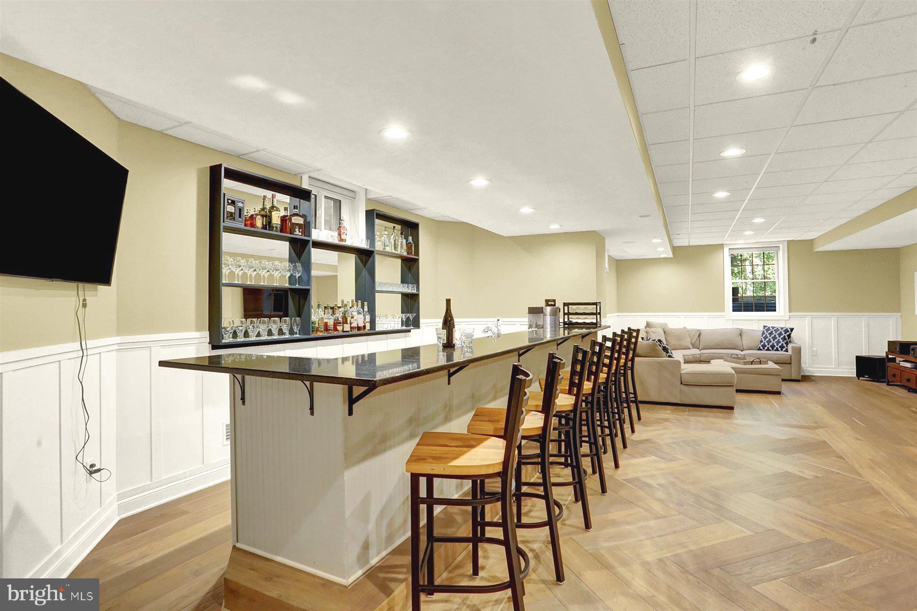 HILLSIDE FARMS - Residential