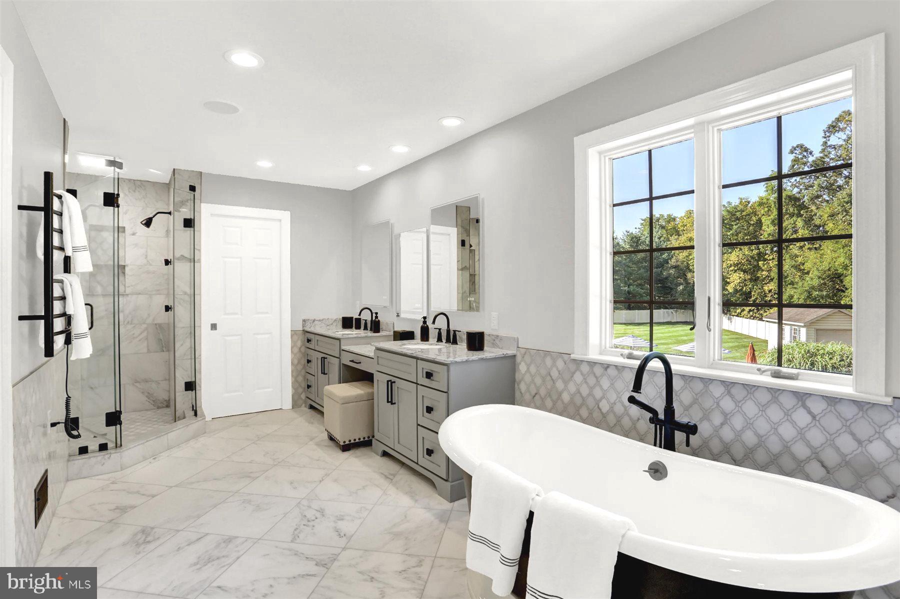 HILLSIDE FARMS - Residential