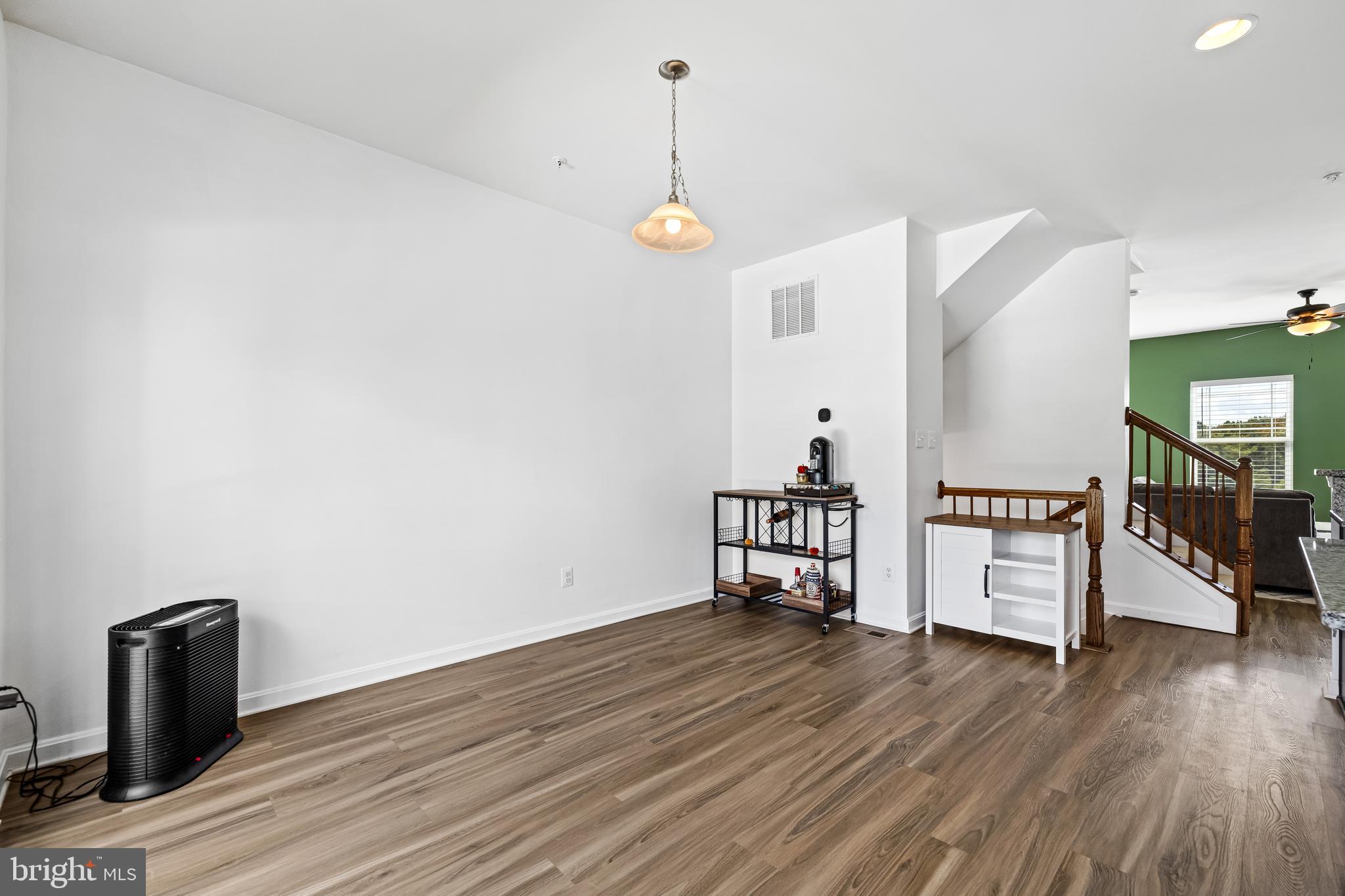 MAGNOLIA LANDING - Residential