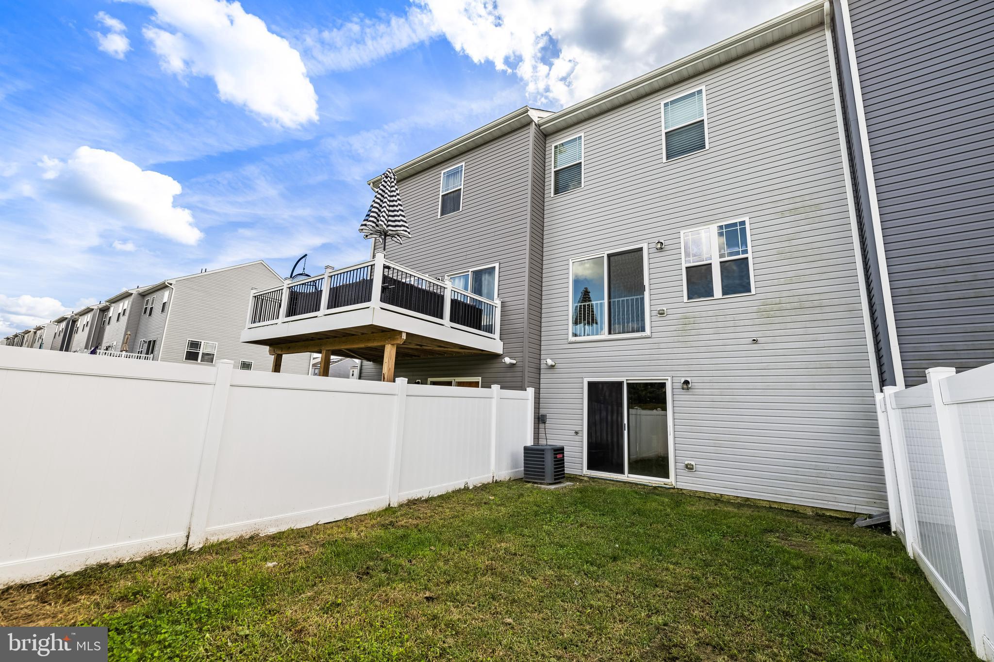 MAGNOLIA LANDING - Residential