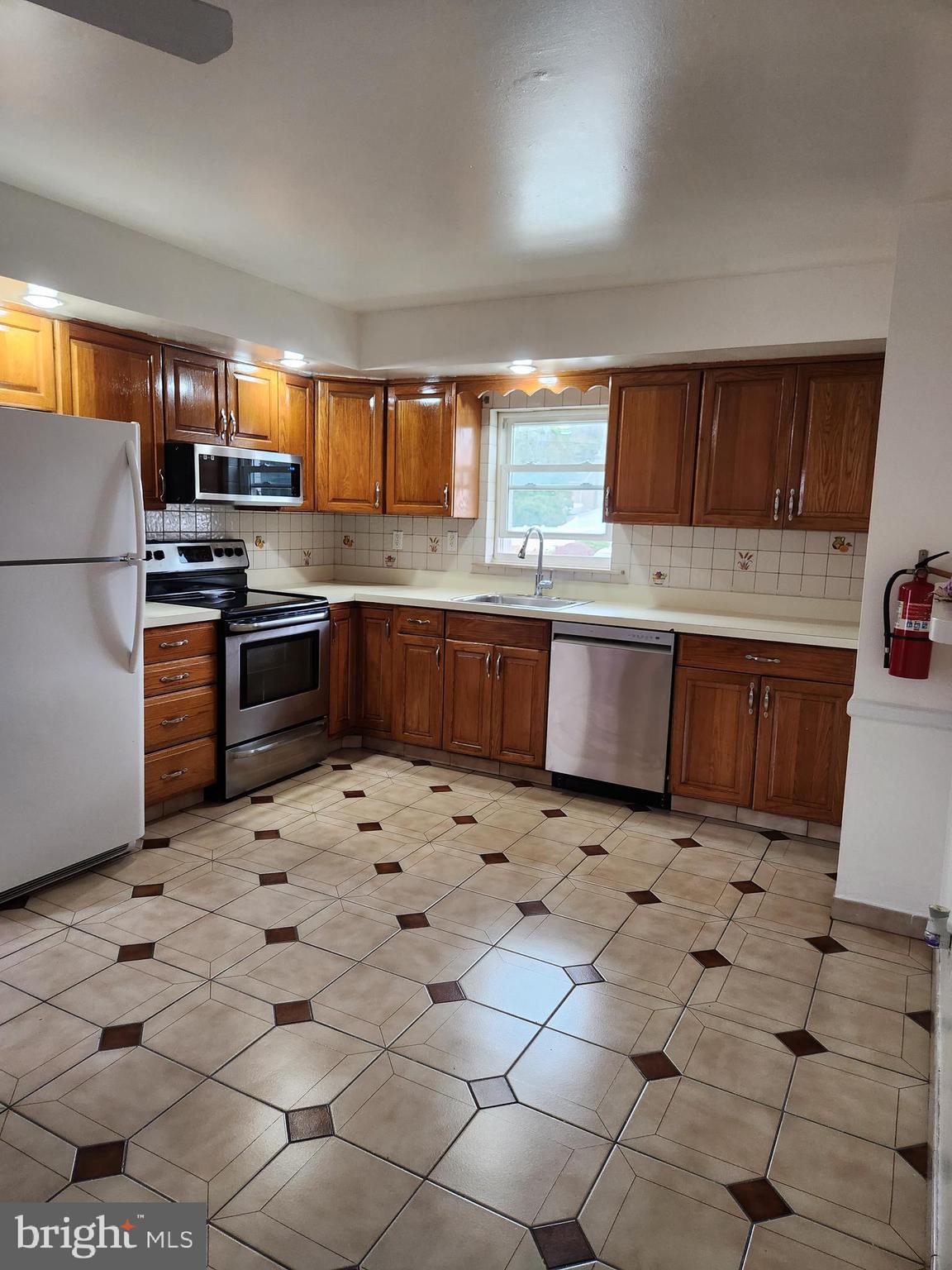 ROBERTS PARK - Residential