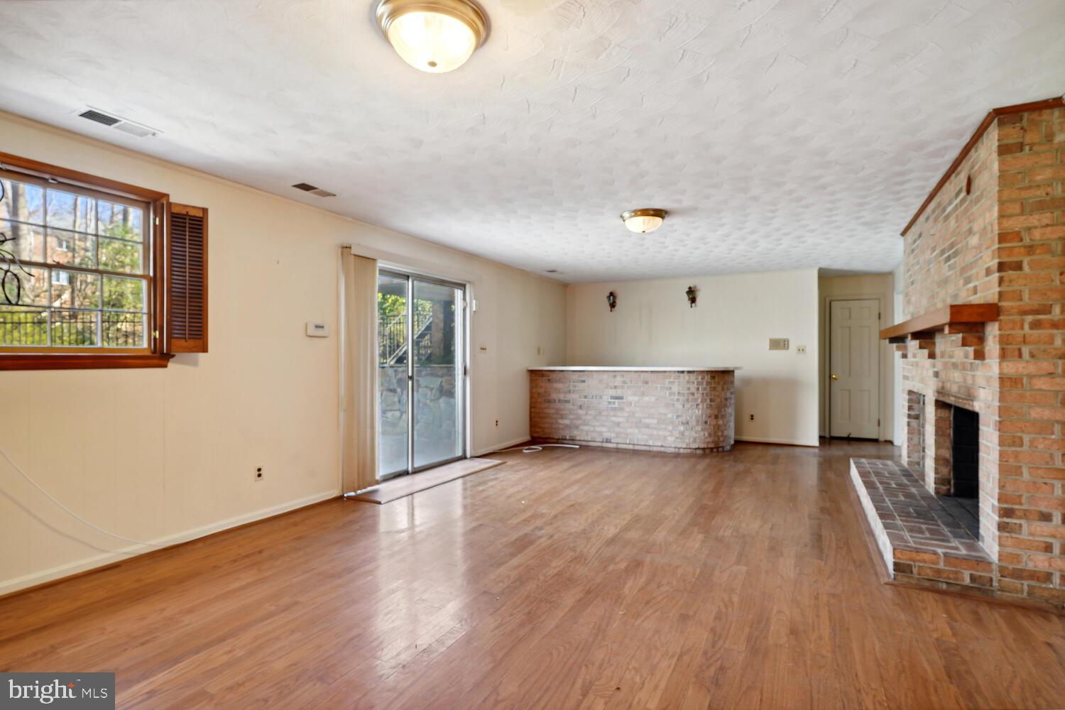 OLDE SWINKS MILL ESTATES - Residential Lease