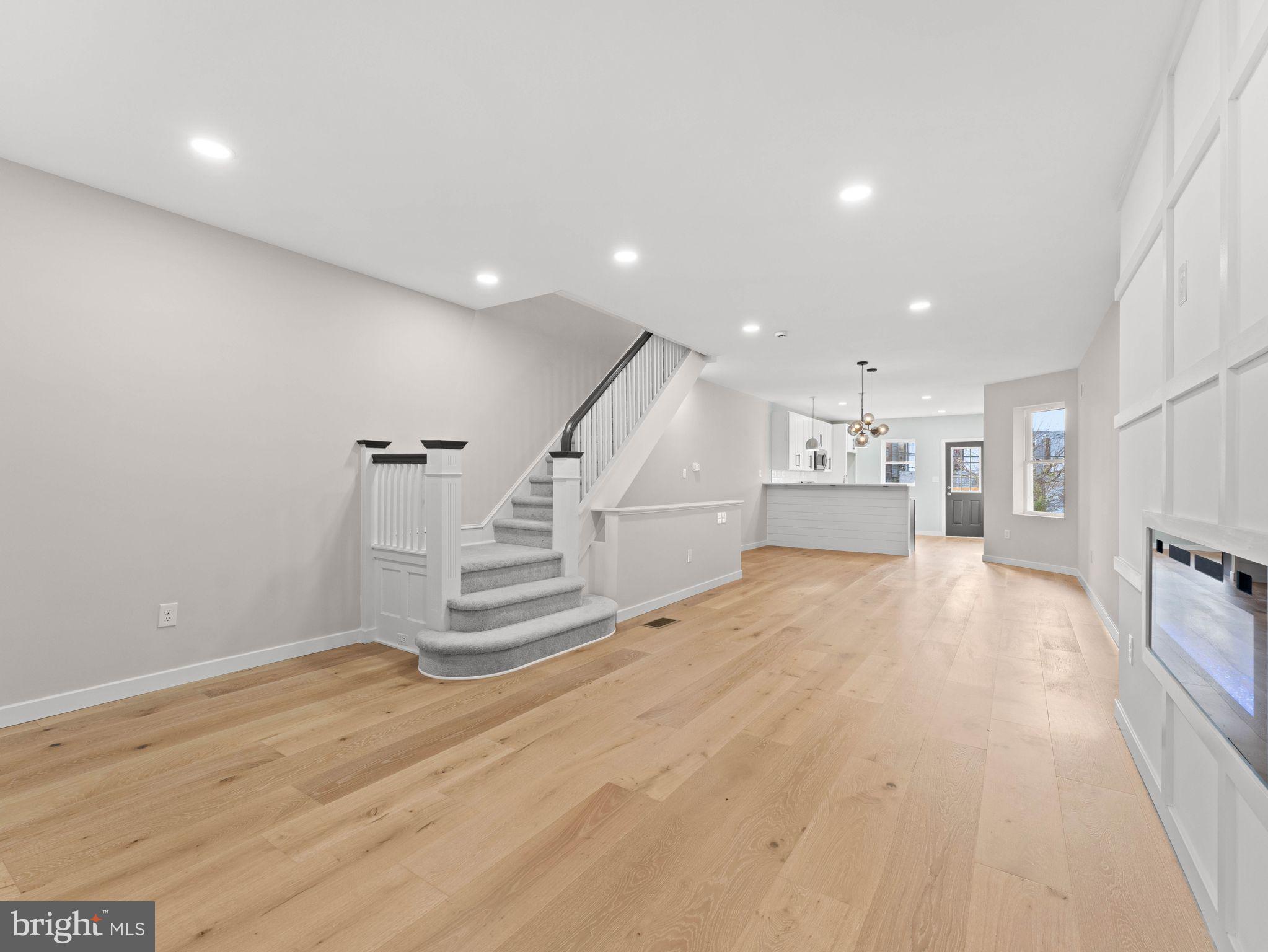 OVERBROOK - Residential