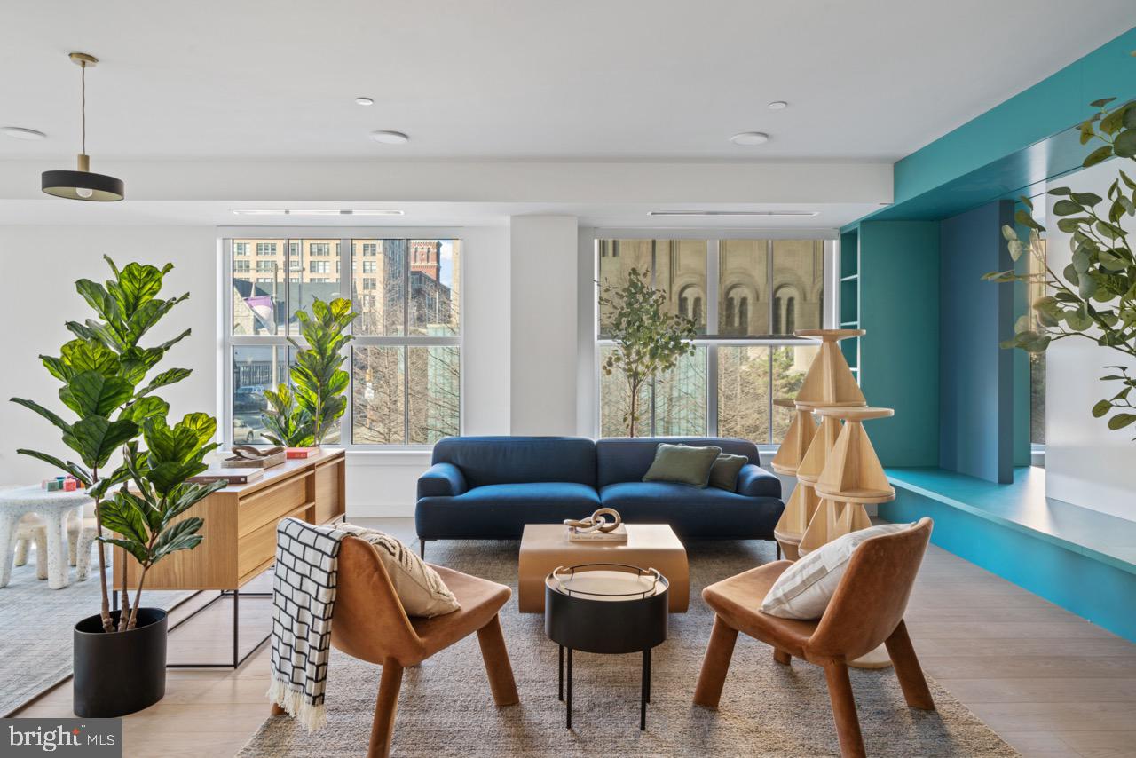 SPRING GARDEN - Residential Lease