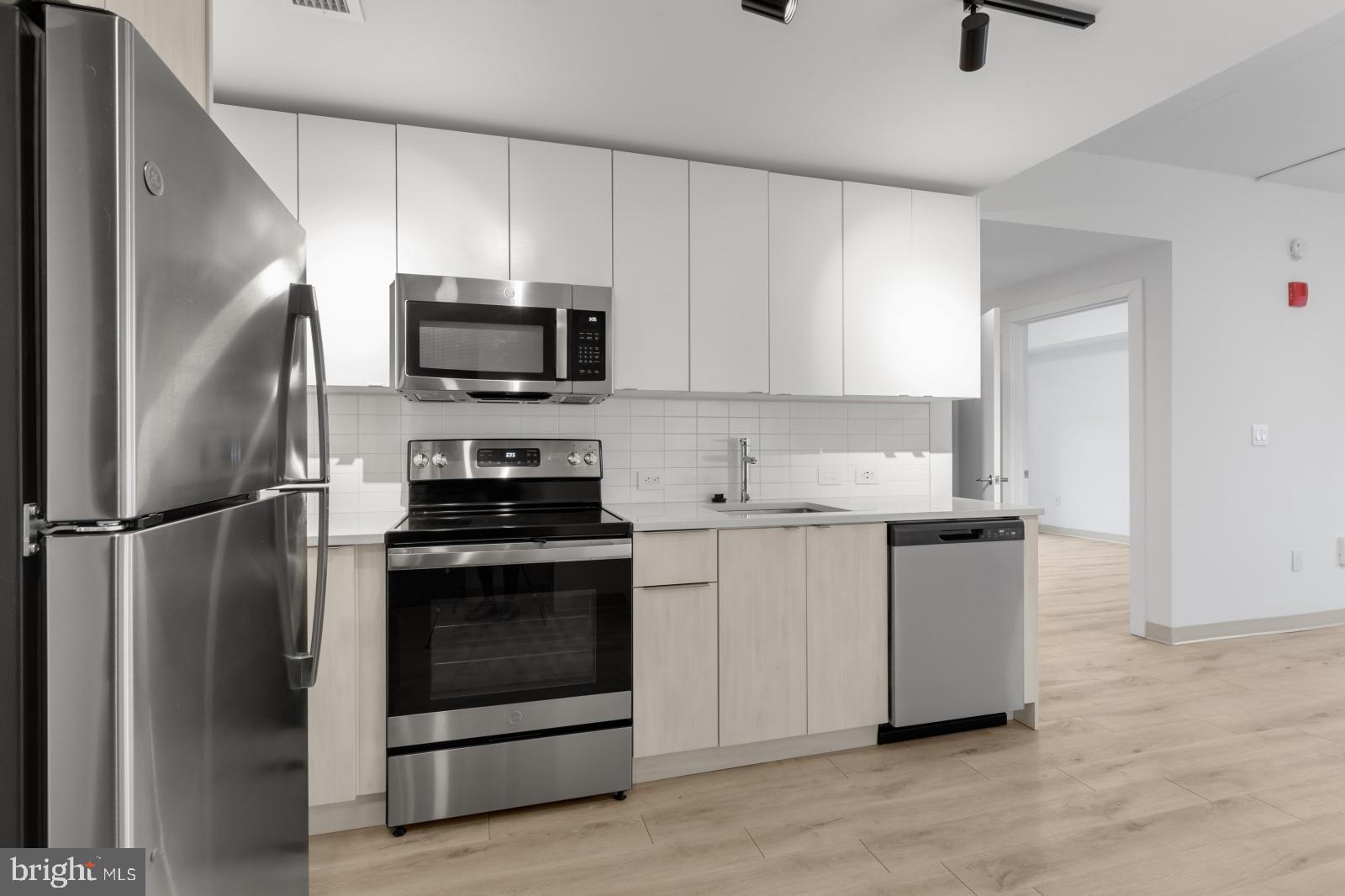 SPRING GARDEN - Residential Lease