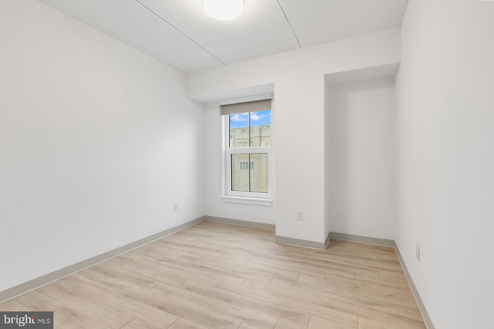 SPRING GARDEN - Residential Lease