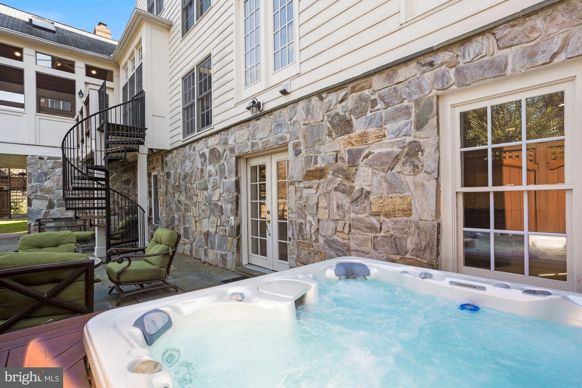 BATTERY HEIGHTS - Residential